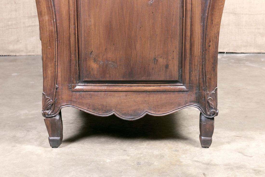 Rare 18th Century Period French Louis XV Commode