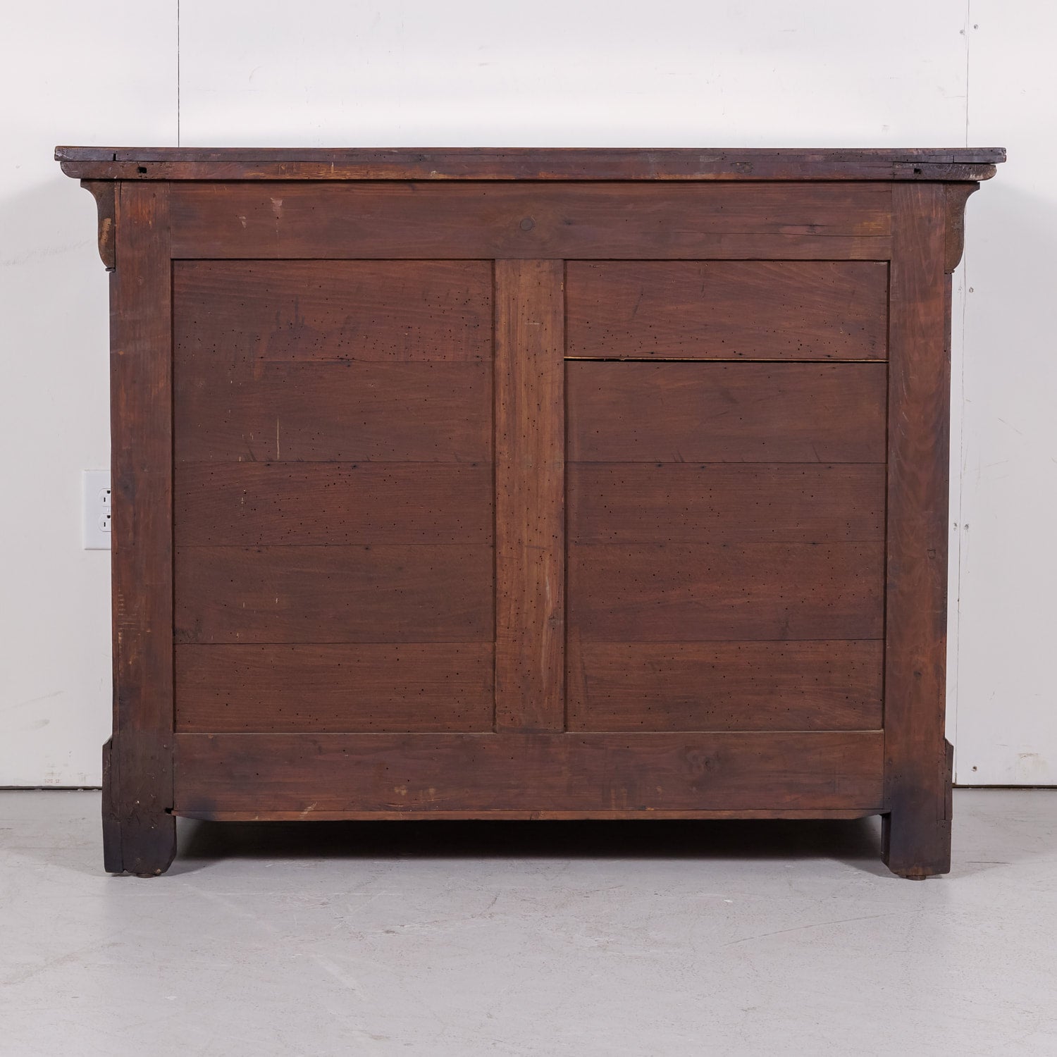 19th Century French Louis Philippe Period Walnut Commode with Bookmatched Burled Walnut Front