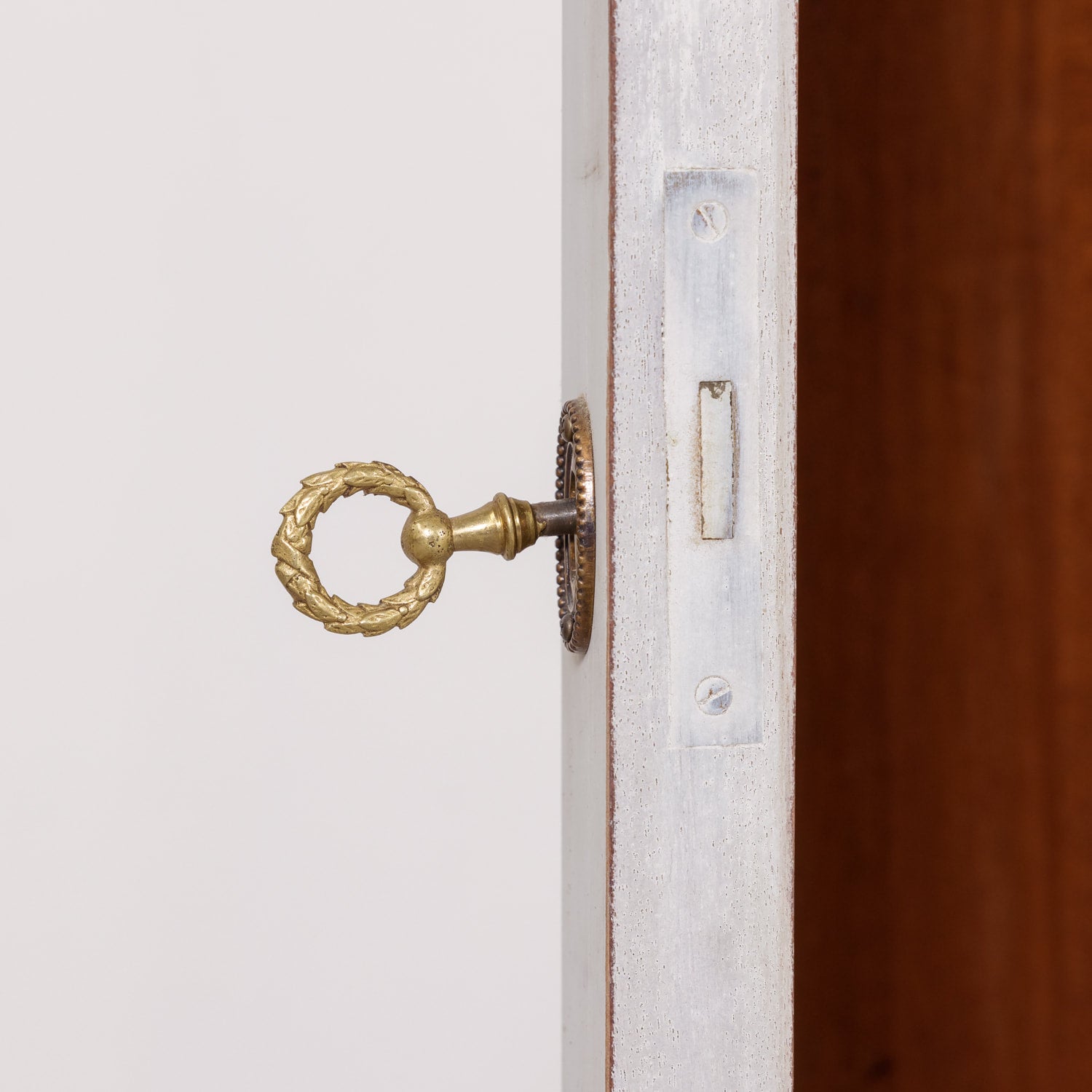 Mid-20th Century Swedish Gustavian Style Painted Enfilade Buffet with Curved Sides