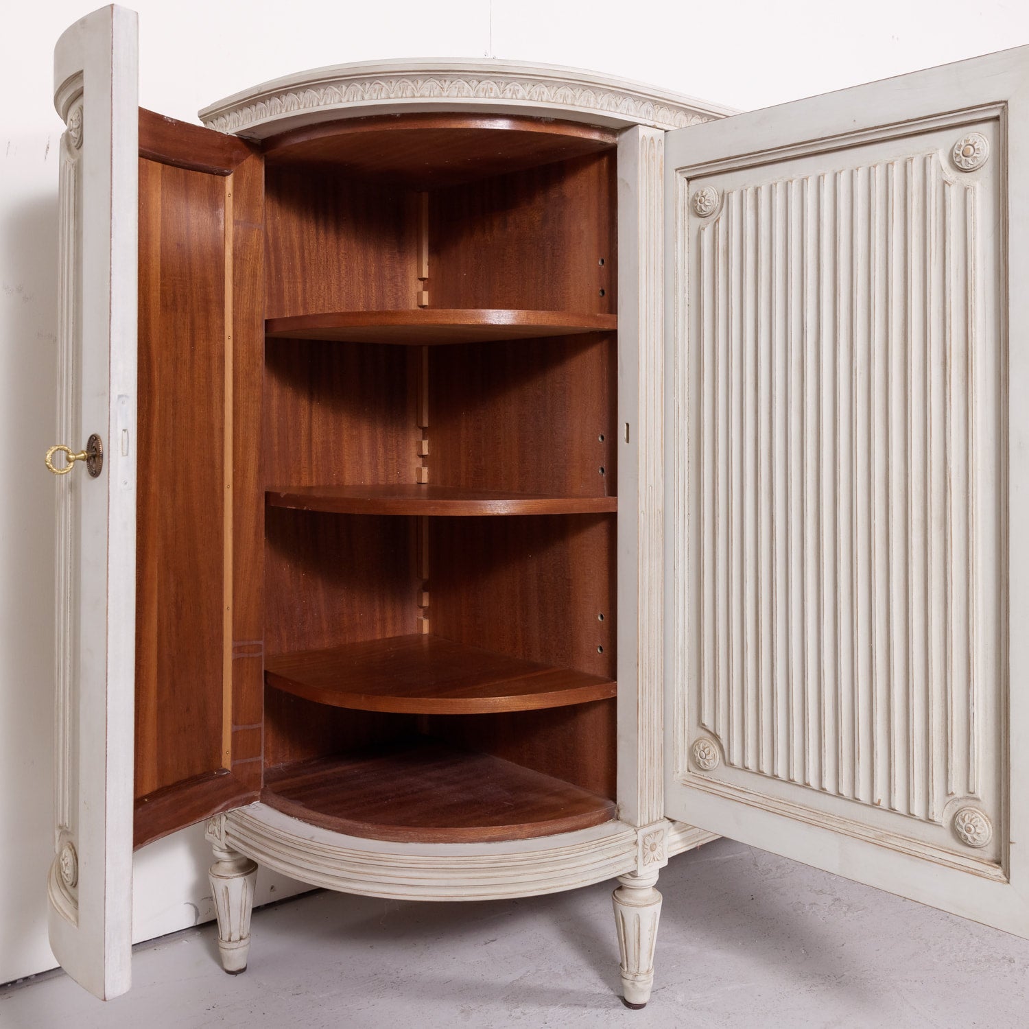 Mid-20th Century Swedish Gustavian Style Painted Enfilade Buffet with Curved Sides