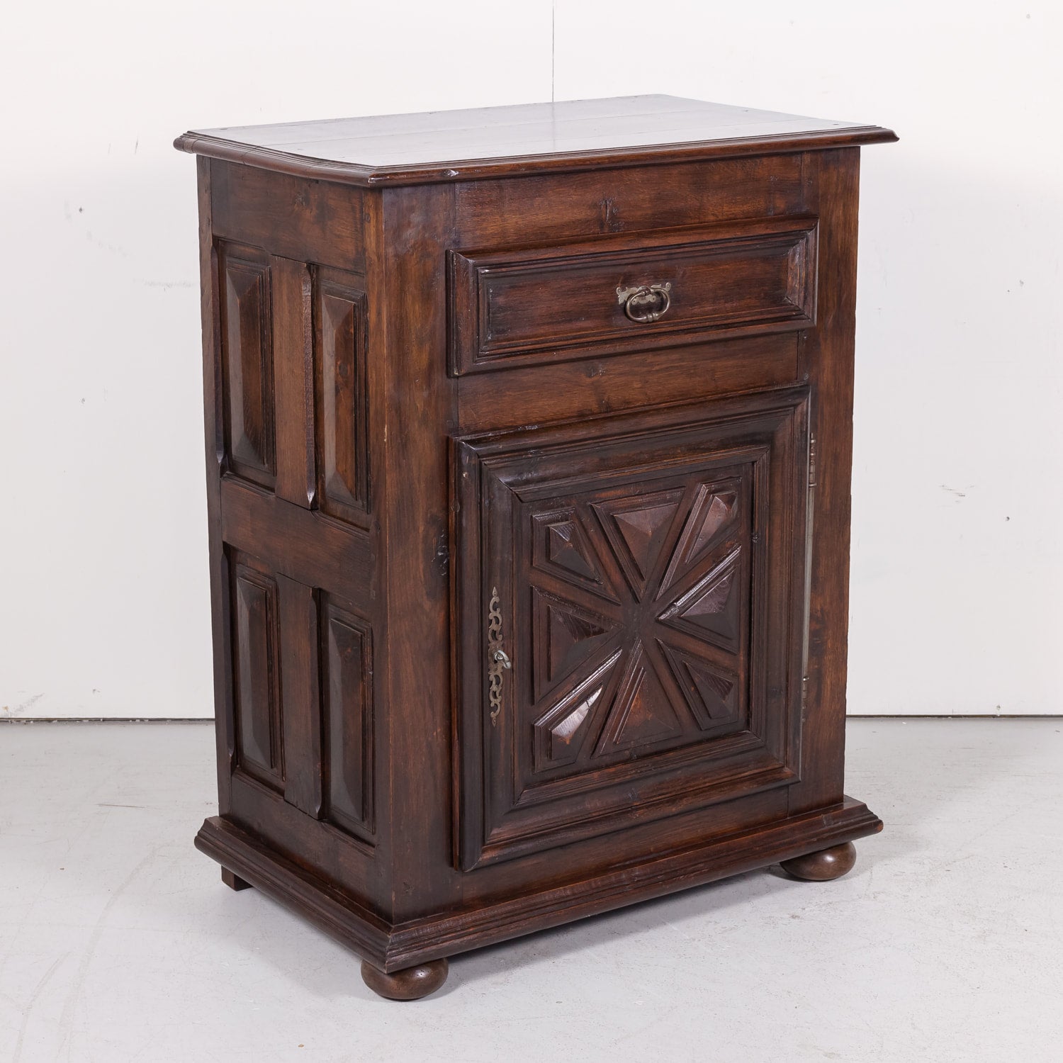 Early 19th Century Louis XIII Oak Jam Cabinet or Confiturier from Normandy