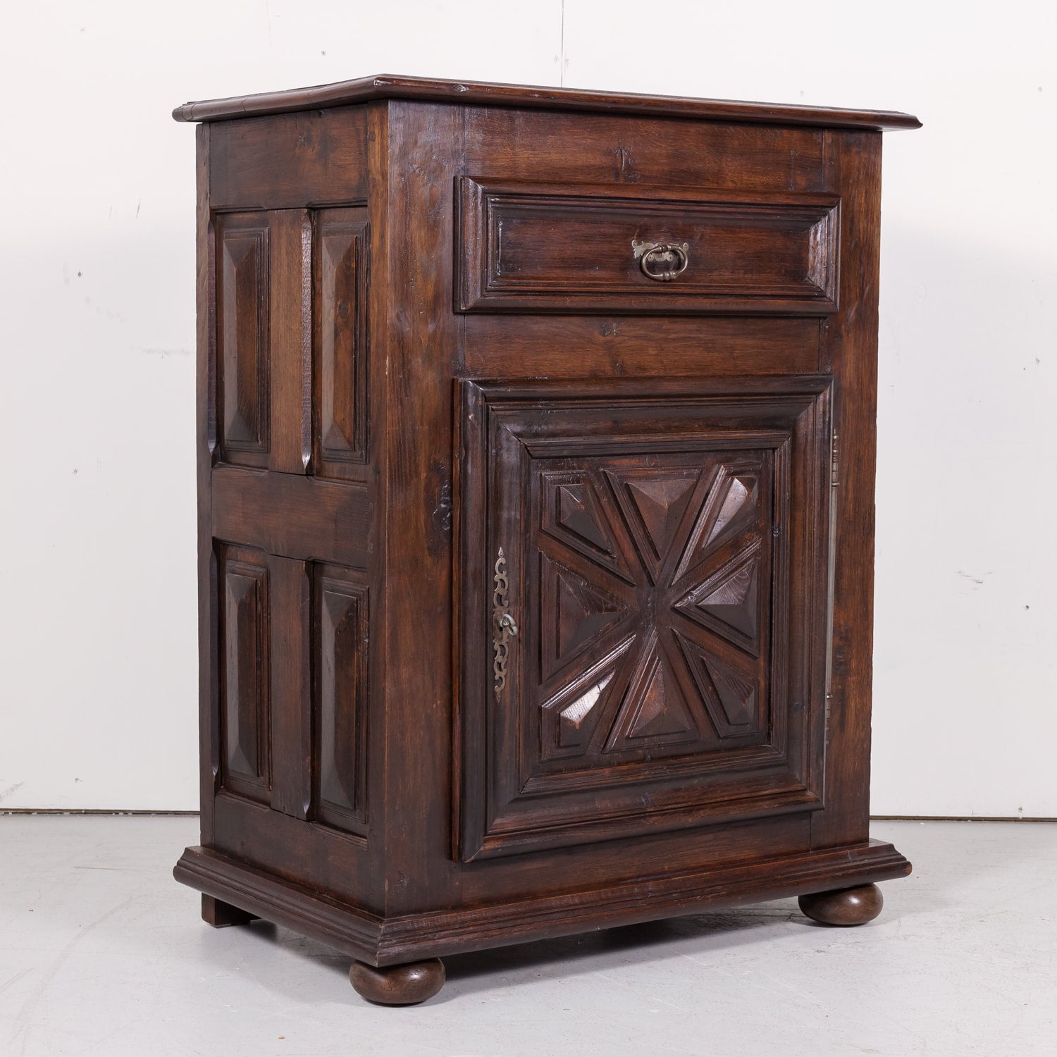 Early 19th Century Louis XIII Oak Jam Cabinet or Confiturier from Normandy