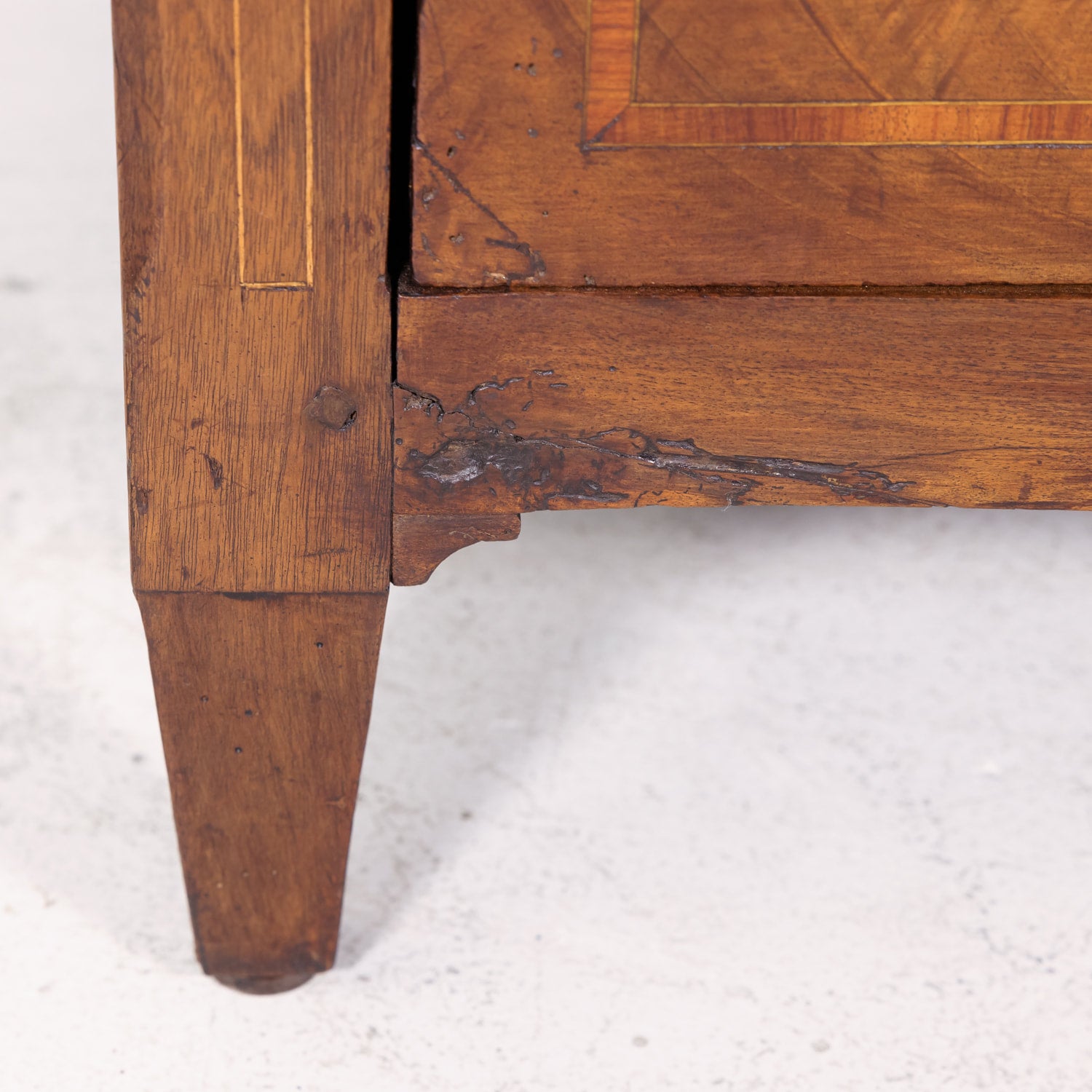 18th Century Period Louis XVI Walnut and Parquetry Commode