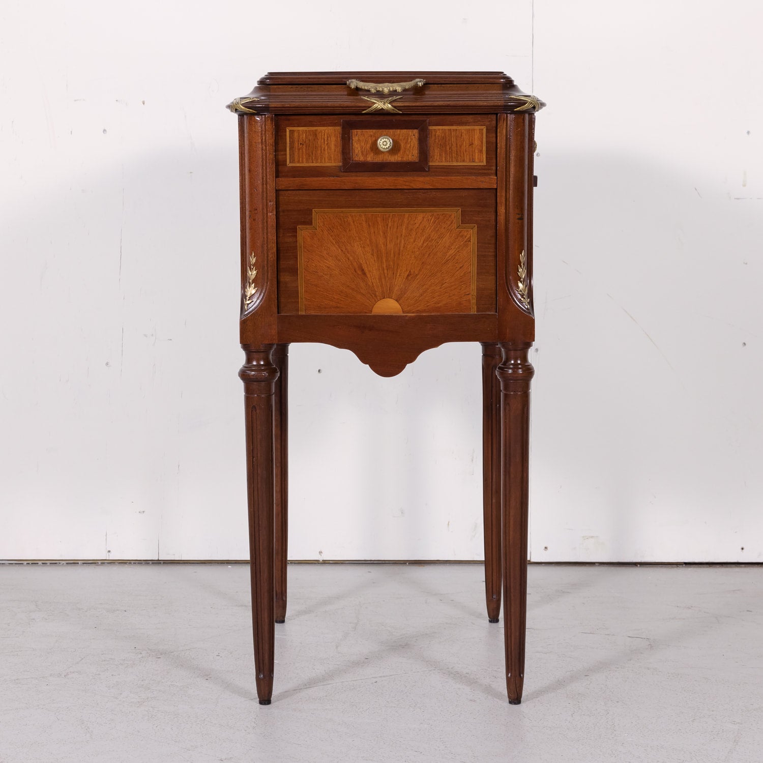 Fine 19th Century French Louis XVI Style Mahogany and Fruitwood Tea Table with Removable Tray