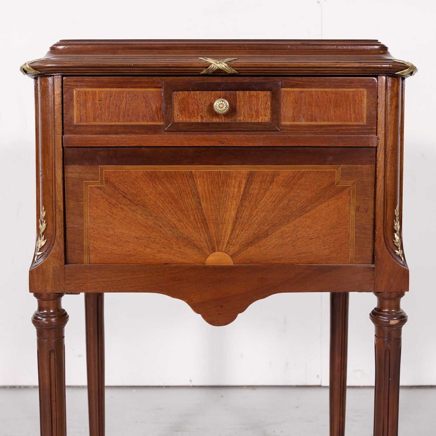 Fine 19th Century French Louis XVI Style Mahogany and Fruitwood Tea Table with Removable Tray