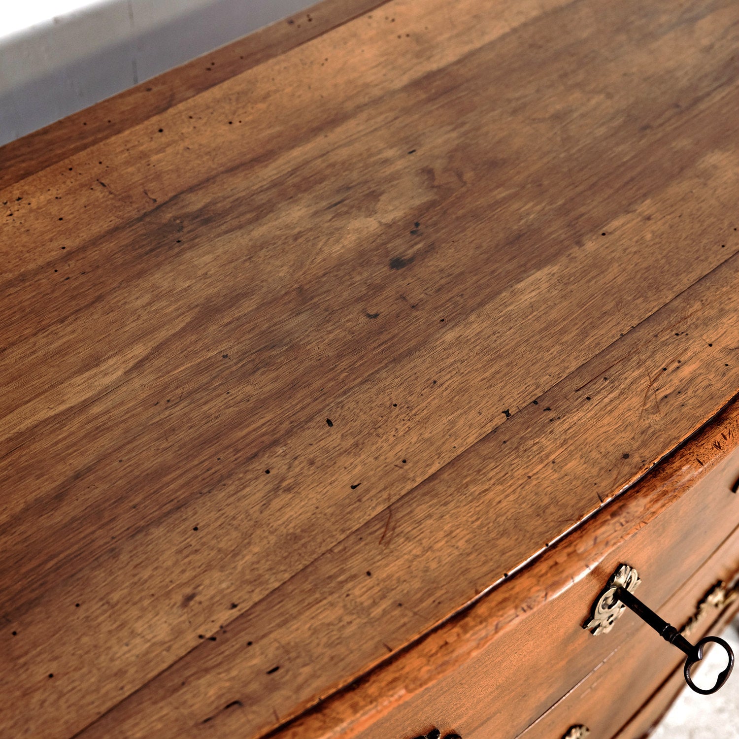 Early 19th Century French Louis XV Style Walnut Commode Sauteuse