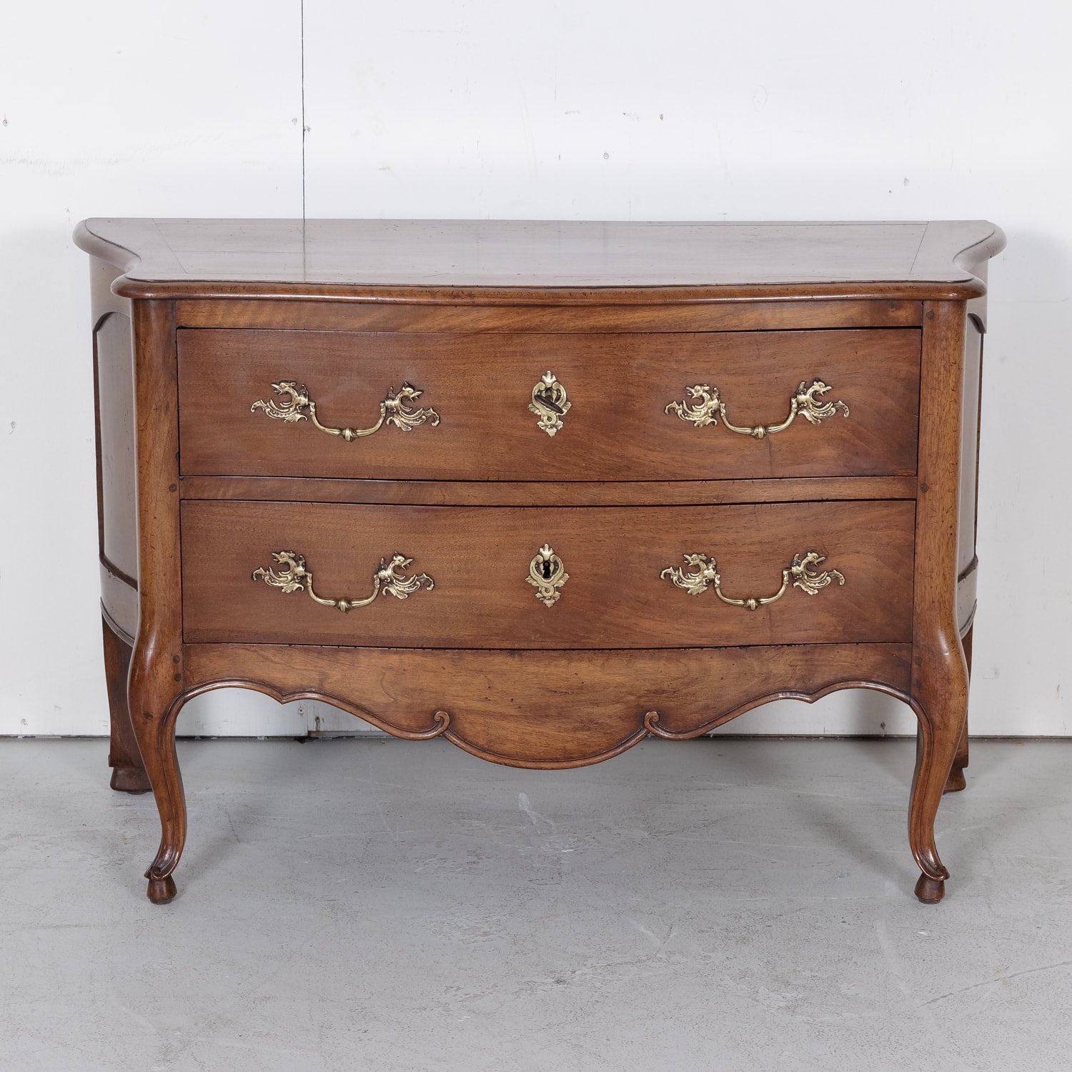 Early 19th Century French Louis XV Style Walnut Commode Sauteuse