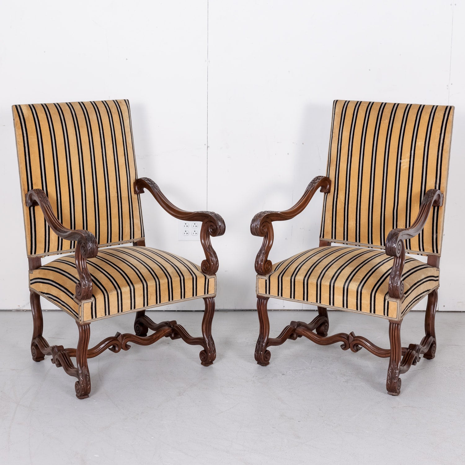 Louis XIV Pair of Oversize Fireside Arm Chairs