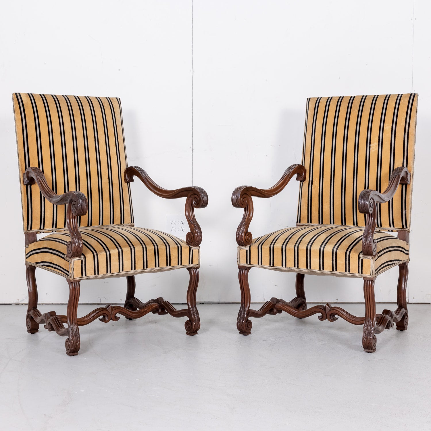 Louis XIV Pair of Oversize Fireside Arm Chairs