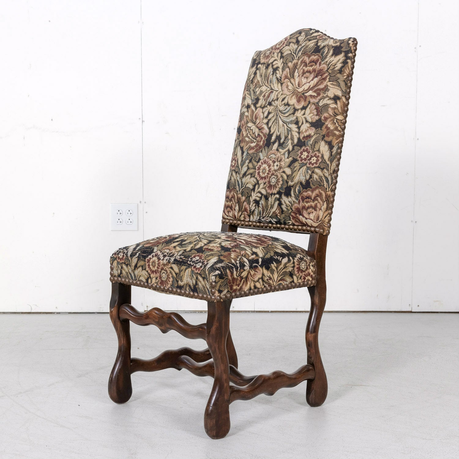 Late 19th Century French Louis XIII Style Os de Mouton Dining Side Chairs, Set of 8