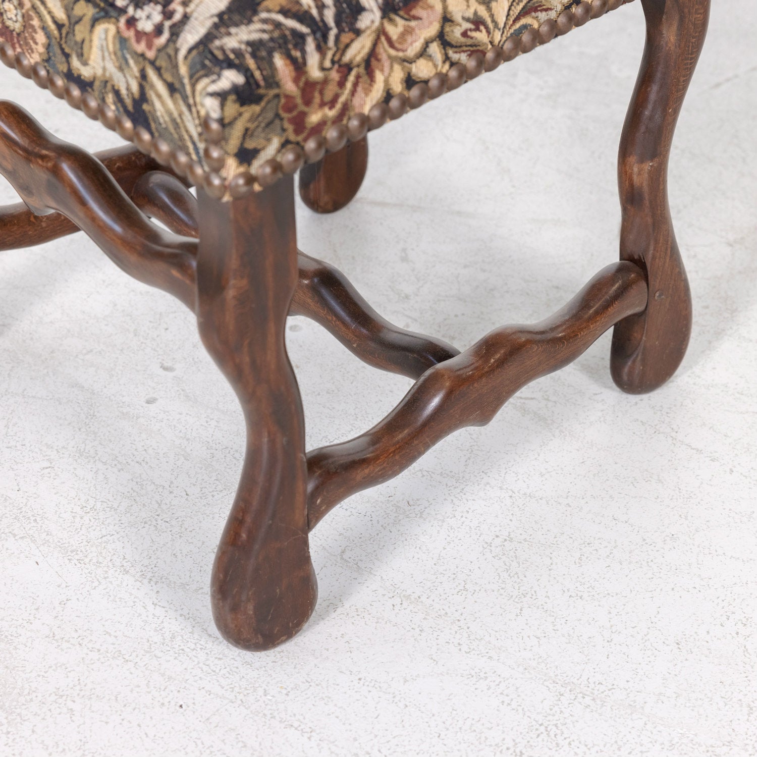 Late 19th Century French Louis XIII Style Os de Mouton Dining Side Chairs, Set of 8