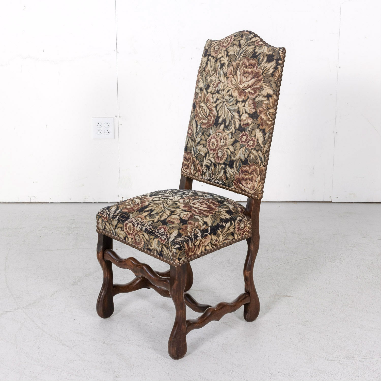 Late 19th Century French Louis XIII Style Os de Mouton Dining Side Chairs, Set of 8