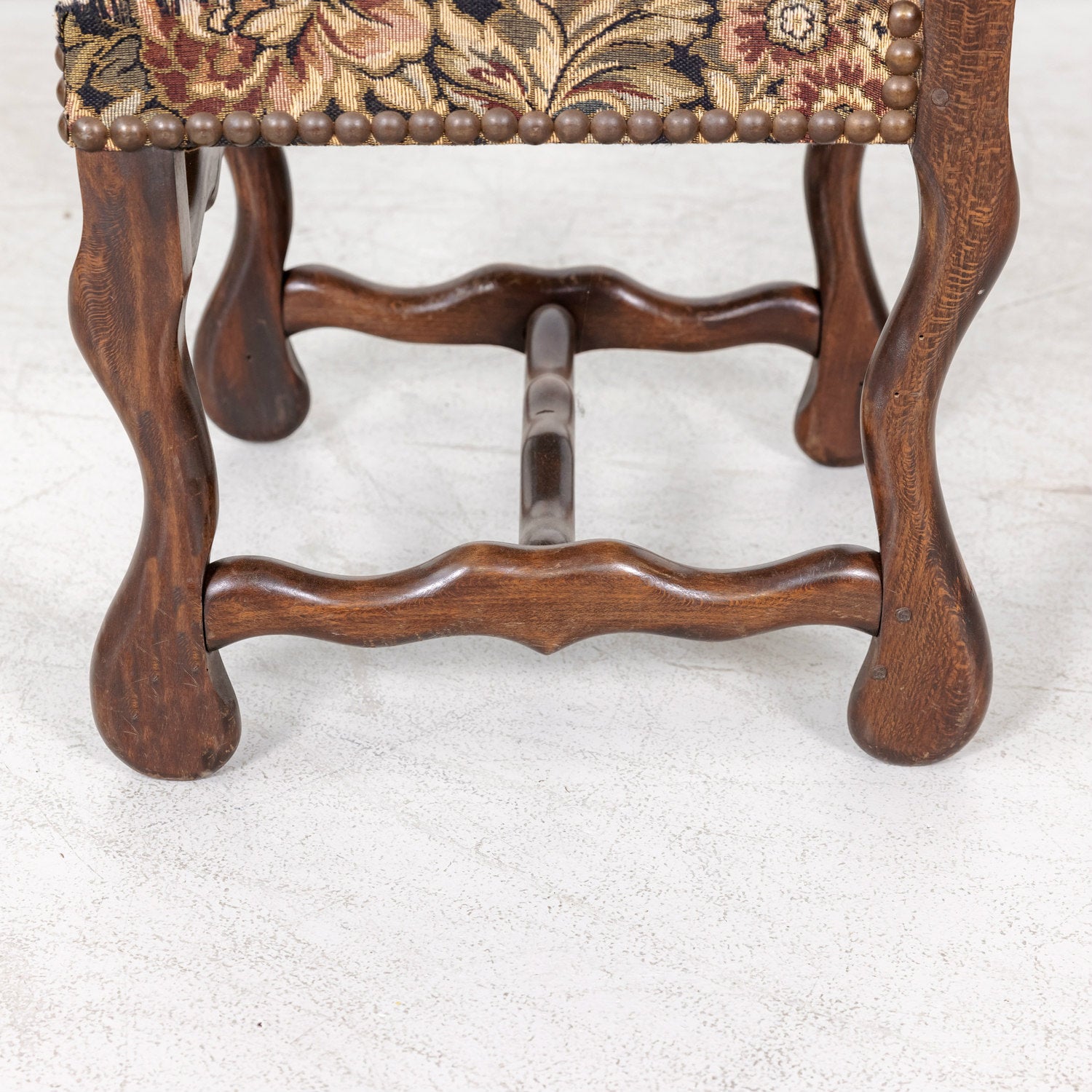 Late 19th Century French Louis XIII Style Os de Mouton Dining Side Chairs, Set of 8