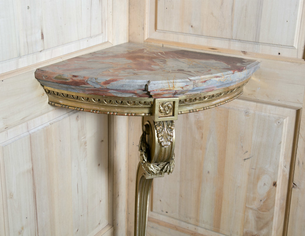Early 19th Century Louis XVI Giltwood Corner Console with Marble Top