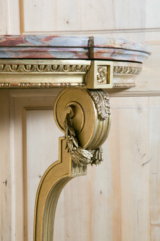 Early 19th Century Louis XVI Giltwood Corner Console with Marble Top