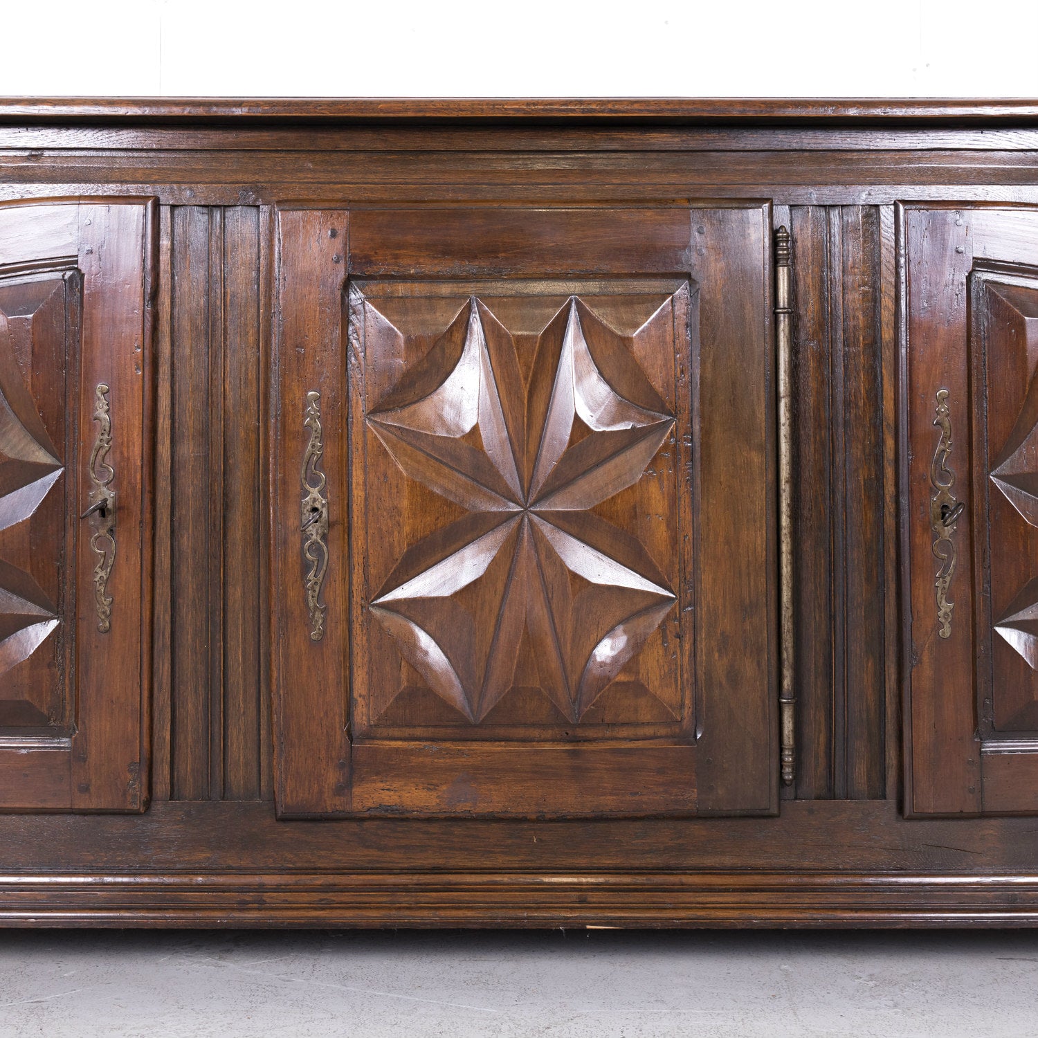 19th Century French Louis XIII Renaissance Style Enfilade Buffet