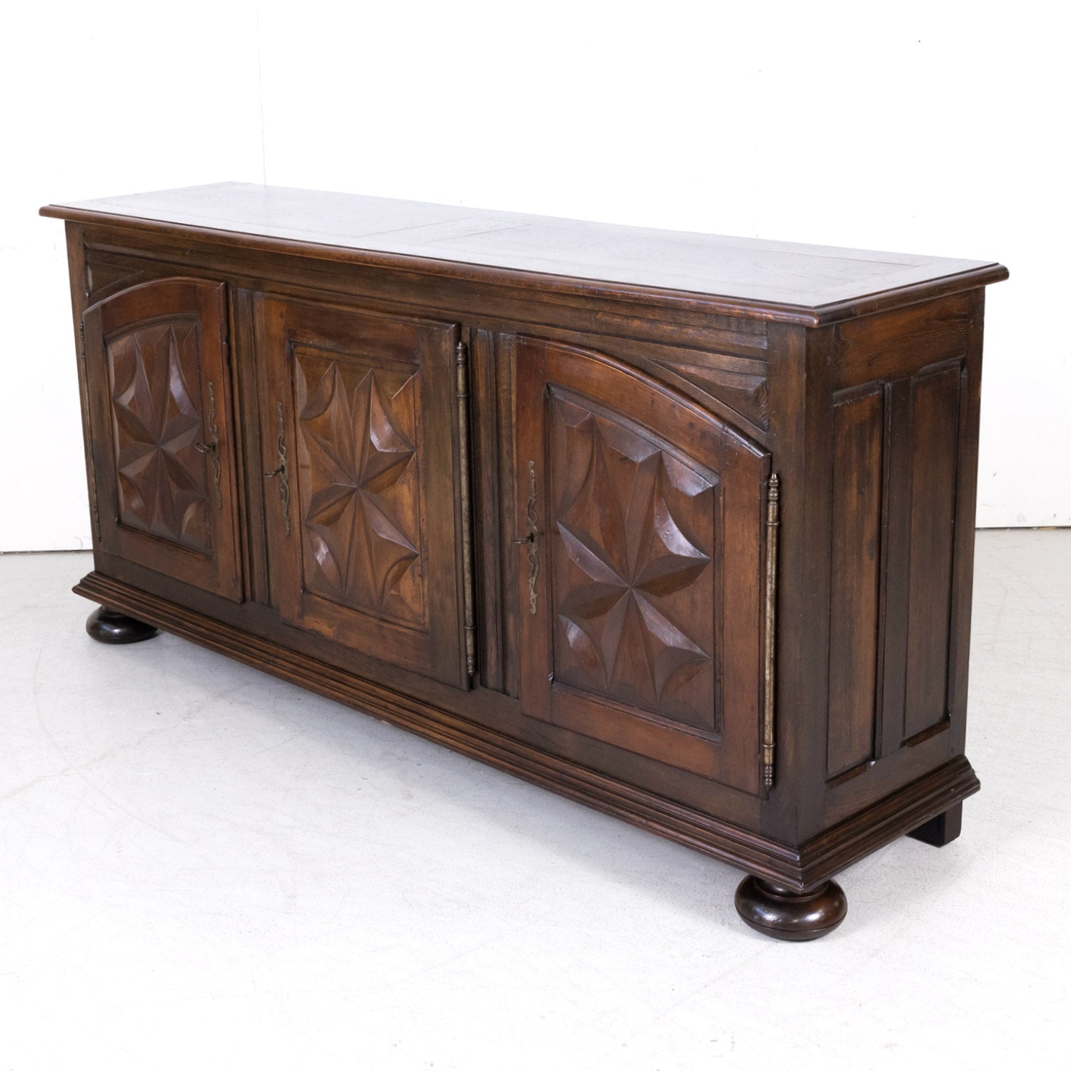 19th Century French Louis XIII Renaissance Style Enfilade Buffet