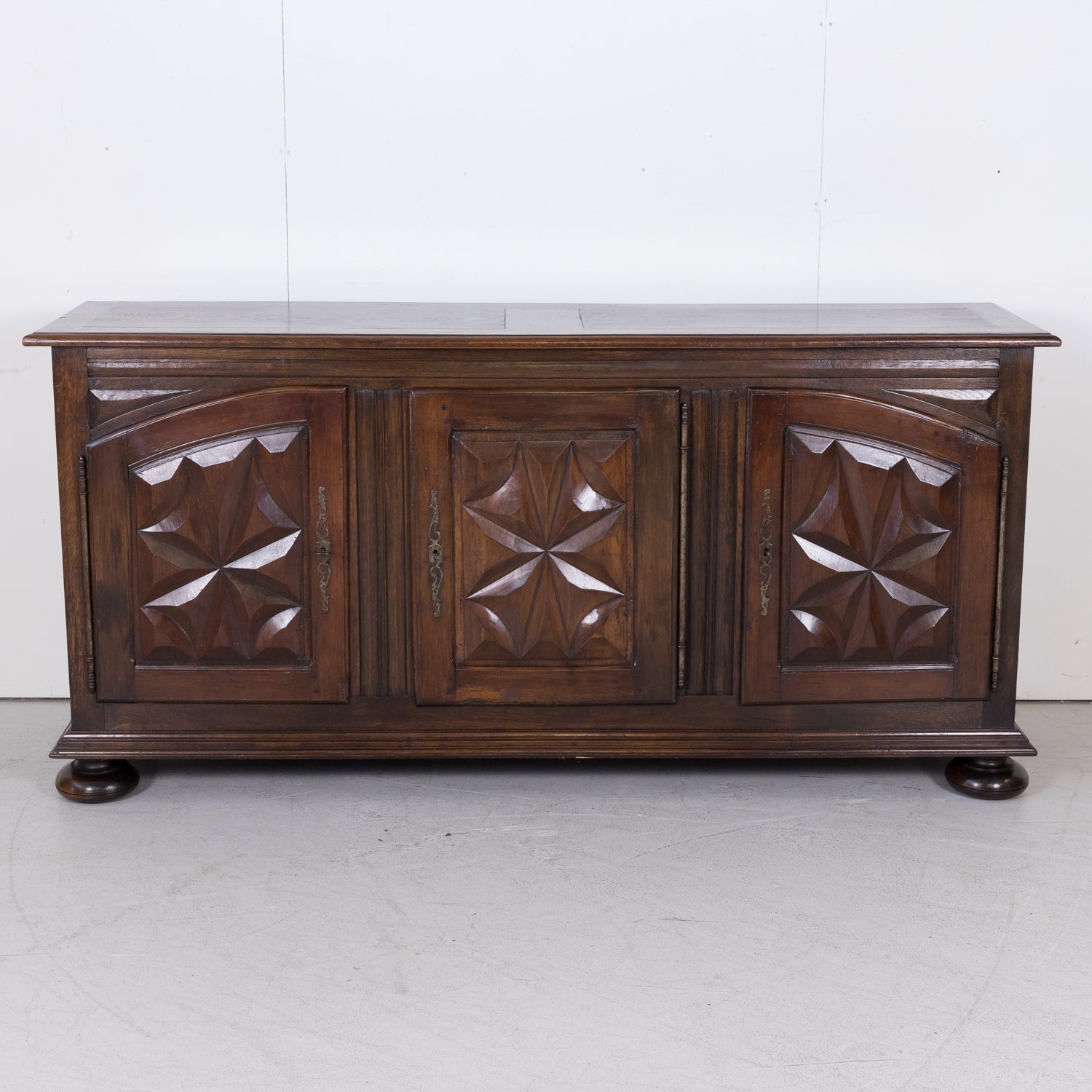 19th Century French Louis XIII Renaissance Style Enfilade Buffet