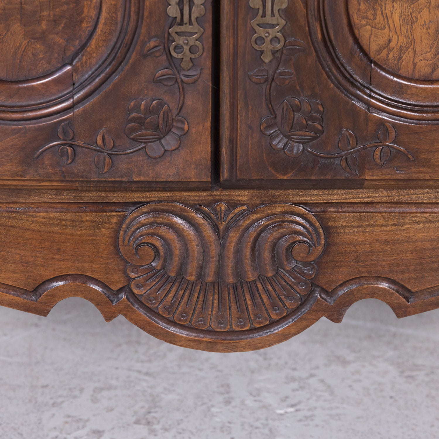 Louis XV Bressan Cabinet Walnut and Burl Chesnut