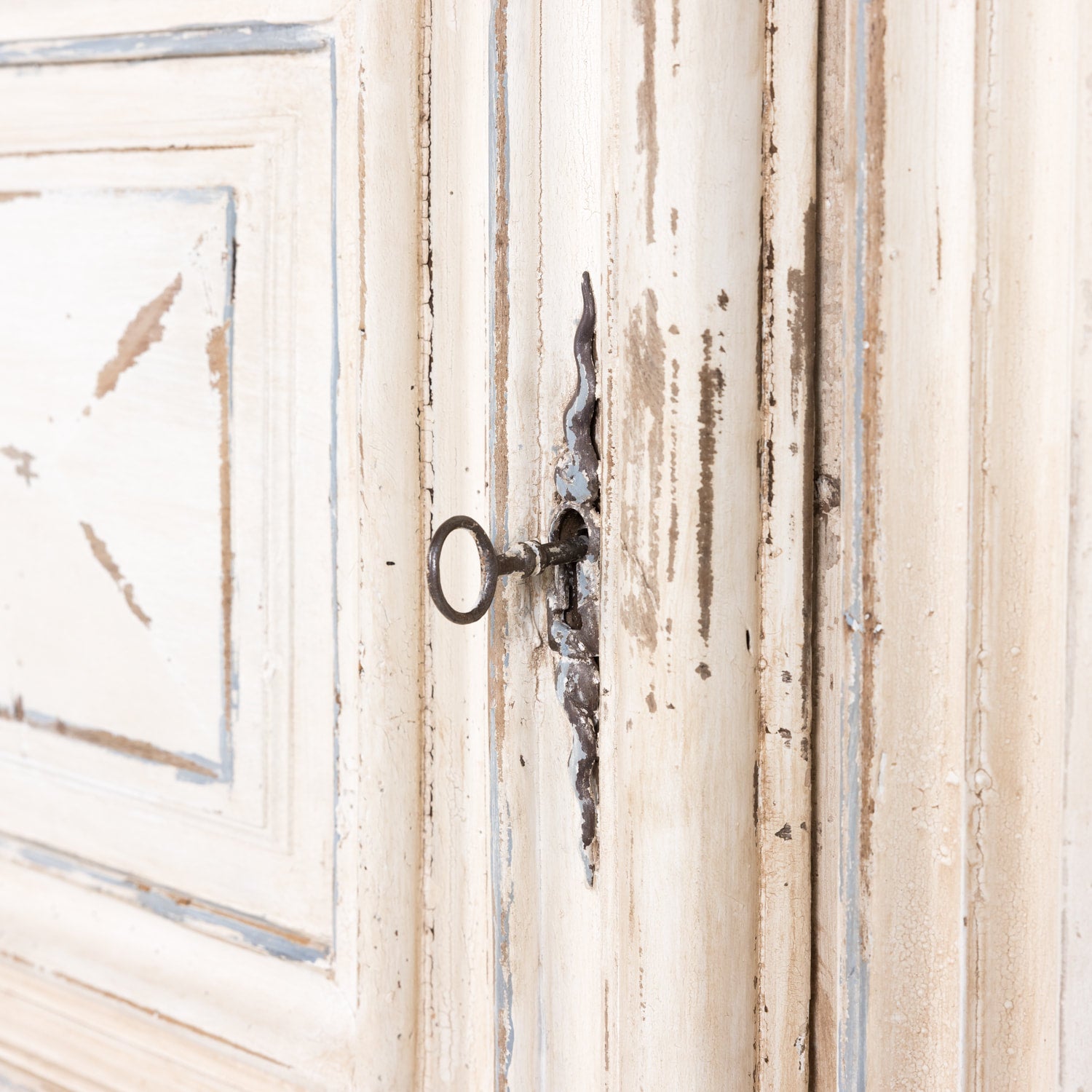 18th Century French Louis XIII Style Provencal Painted Chateau Bonnetiere