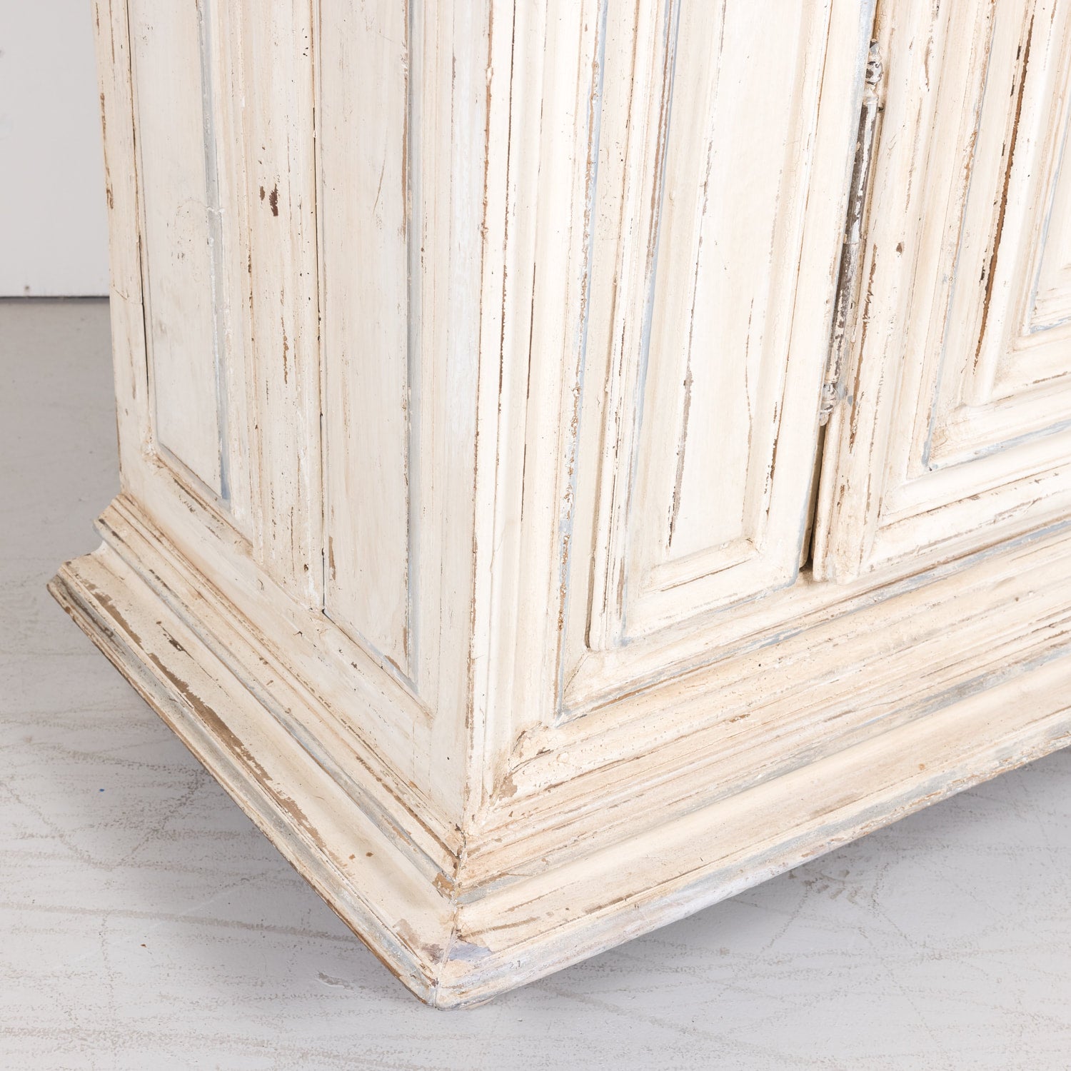 18th Century French Louis XIII Style Provencal Painted Chateau Bonnetiere