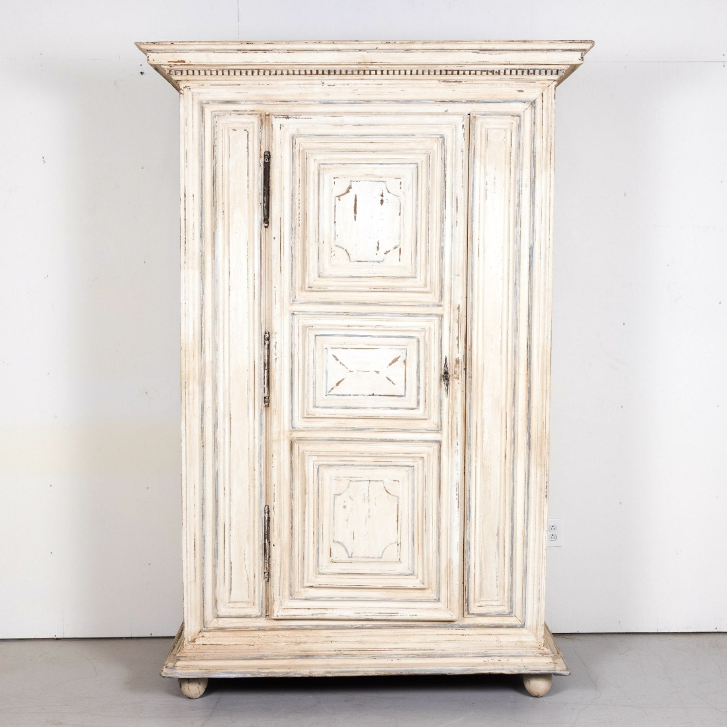 18th Century French Louis XIII Style Provencal Painted Chateau Bonnetiere