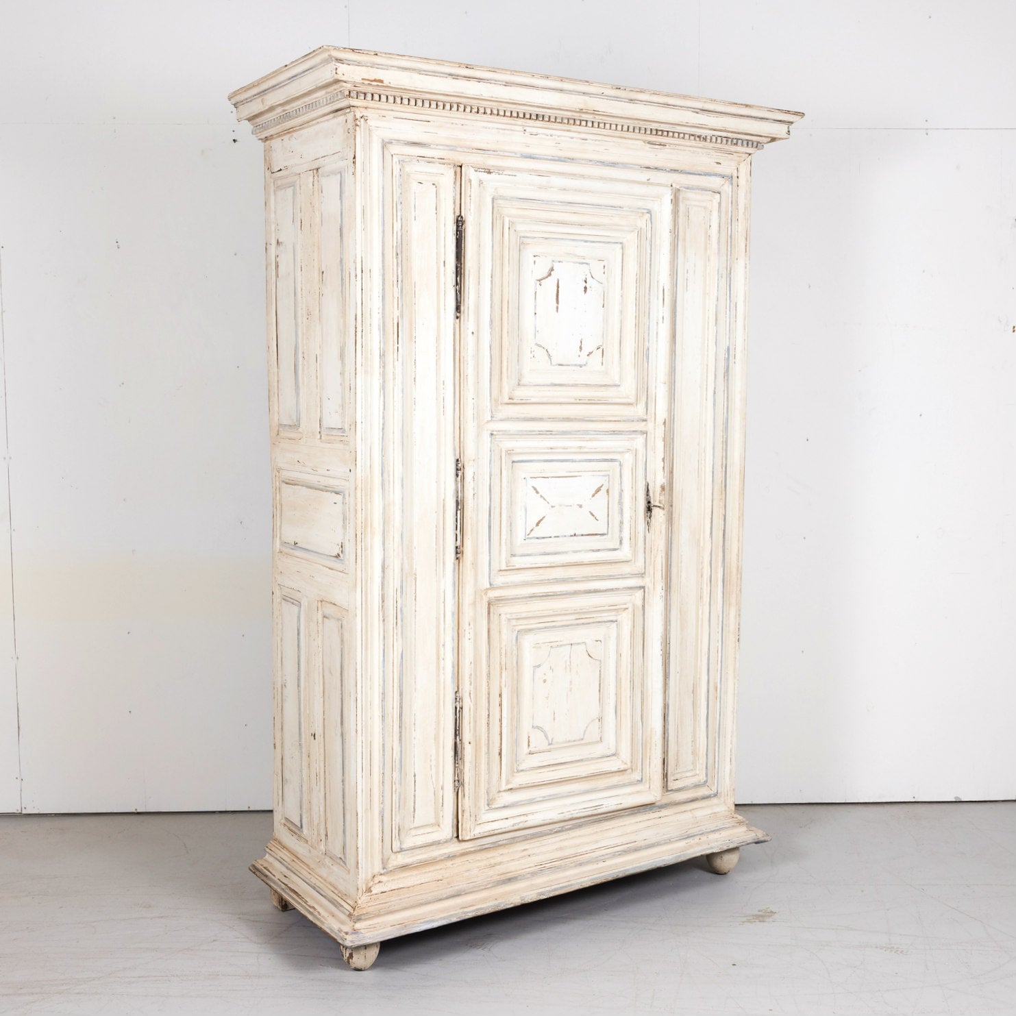 18th Century French Louis XIII Style Provencal Painted Chateau Bonnetiere