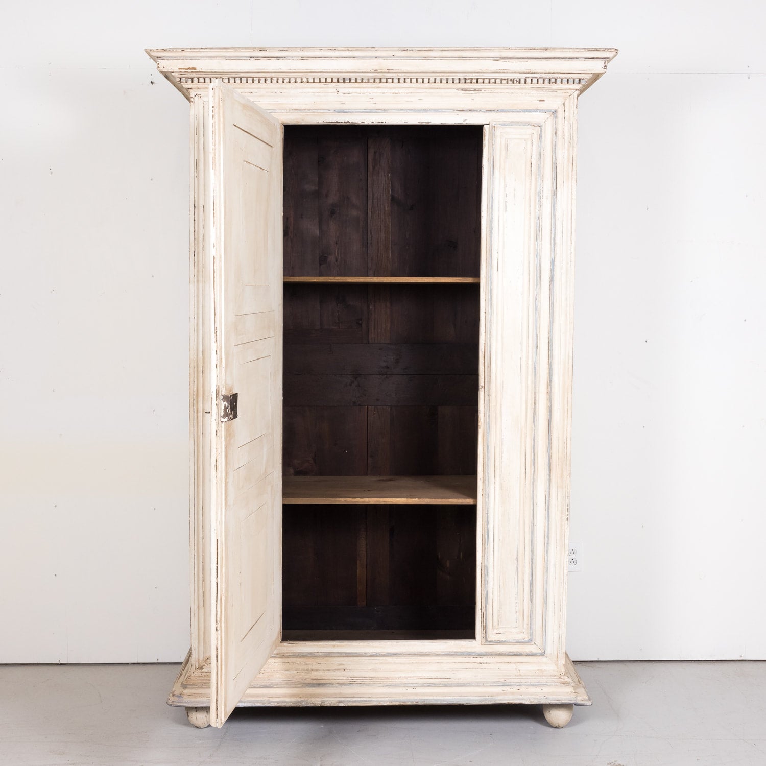 18th Century French Louis XIII Style Provencal Painted Chateau Bonnetiere