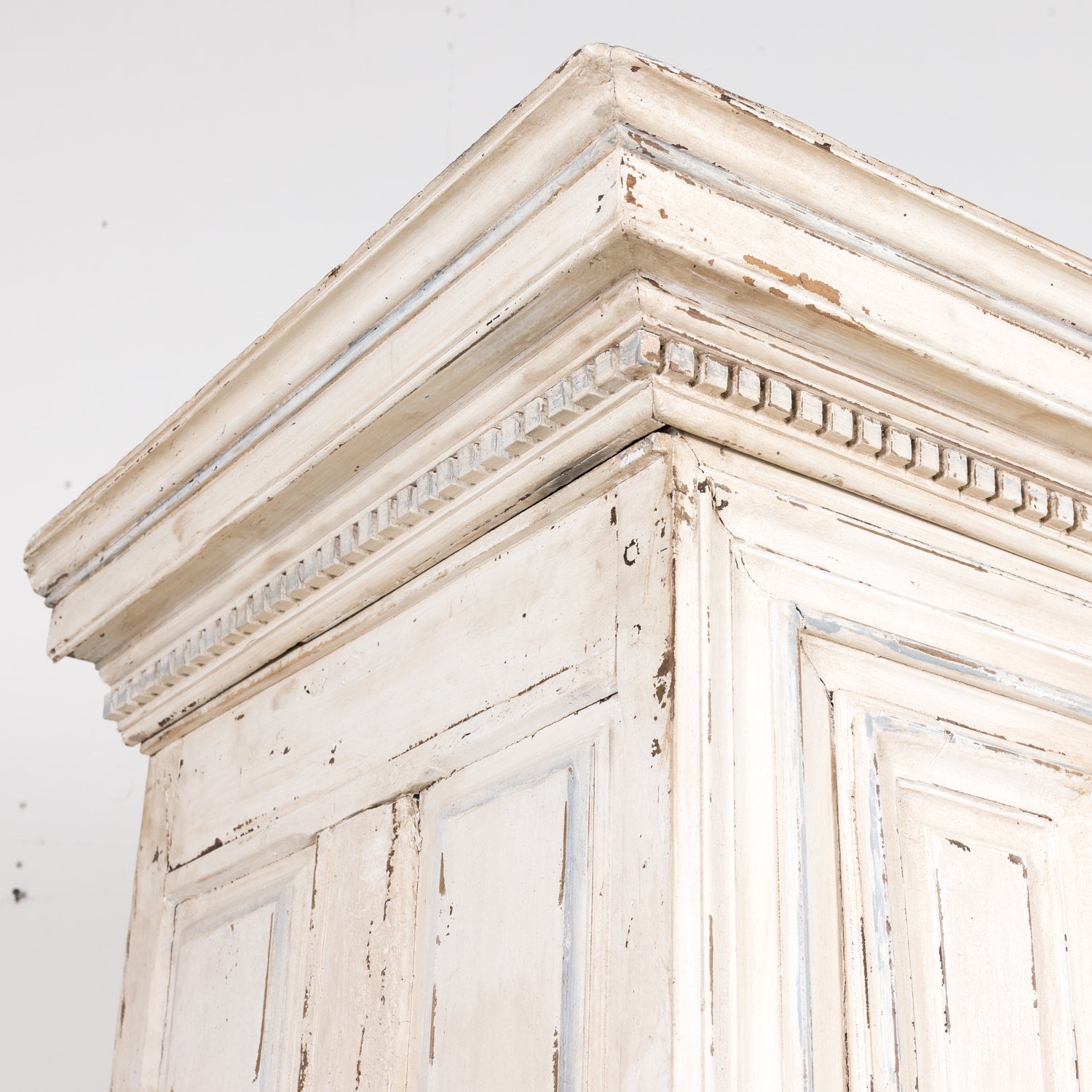 18th Century French Louis XIII Style Provencal Painted Chateau Bonnetiere