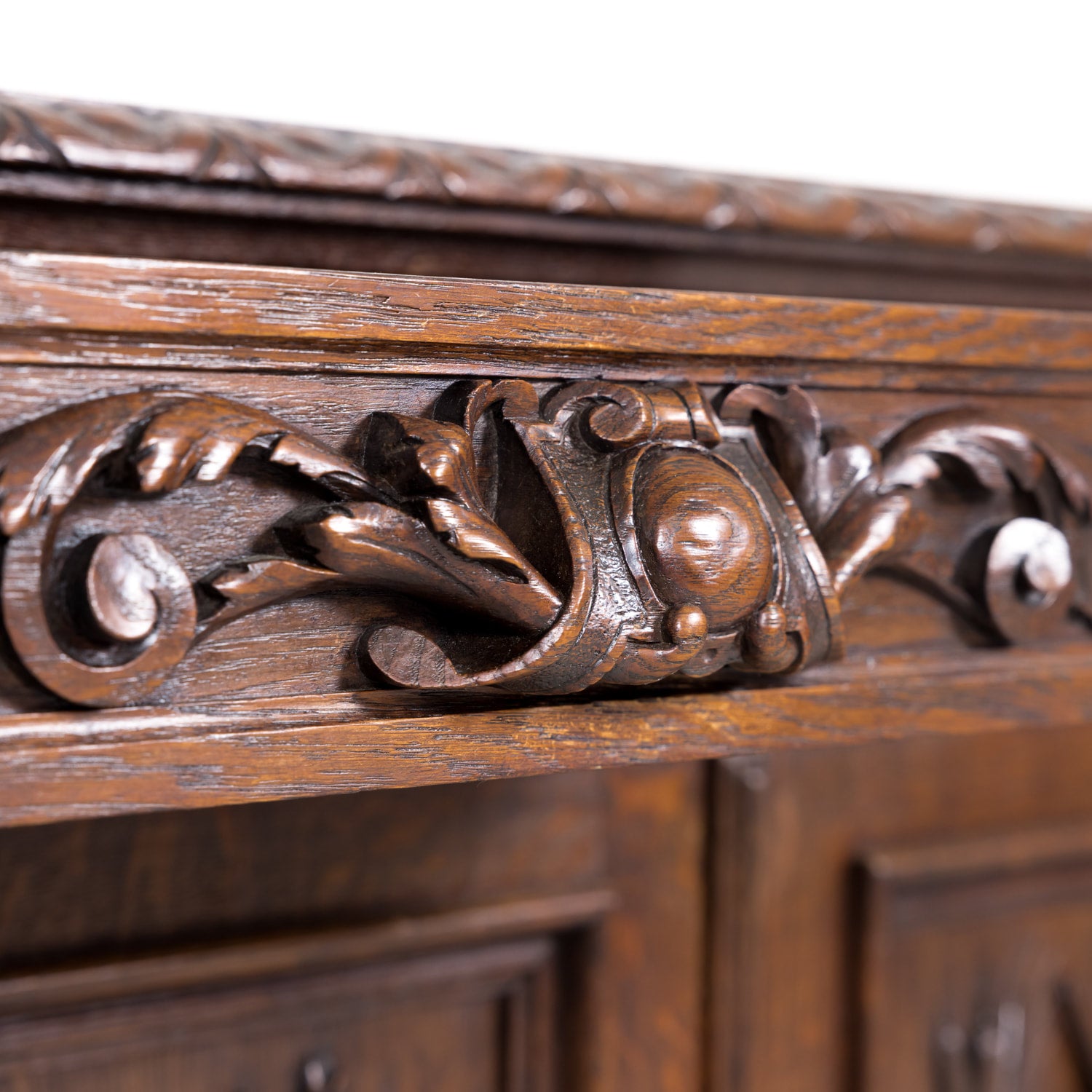 19th Century French Louis XIII Style Oak Buffet de Chasse or Hunting Buffet