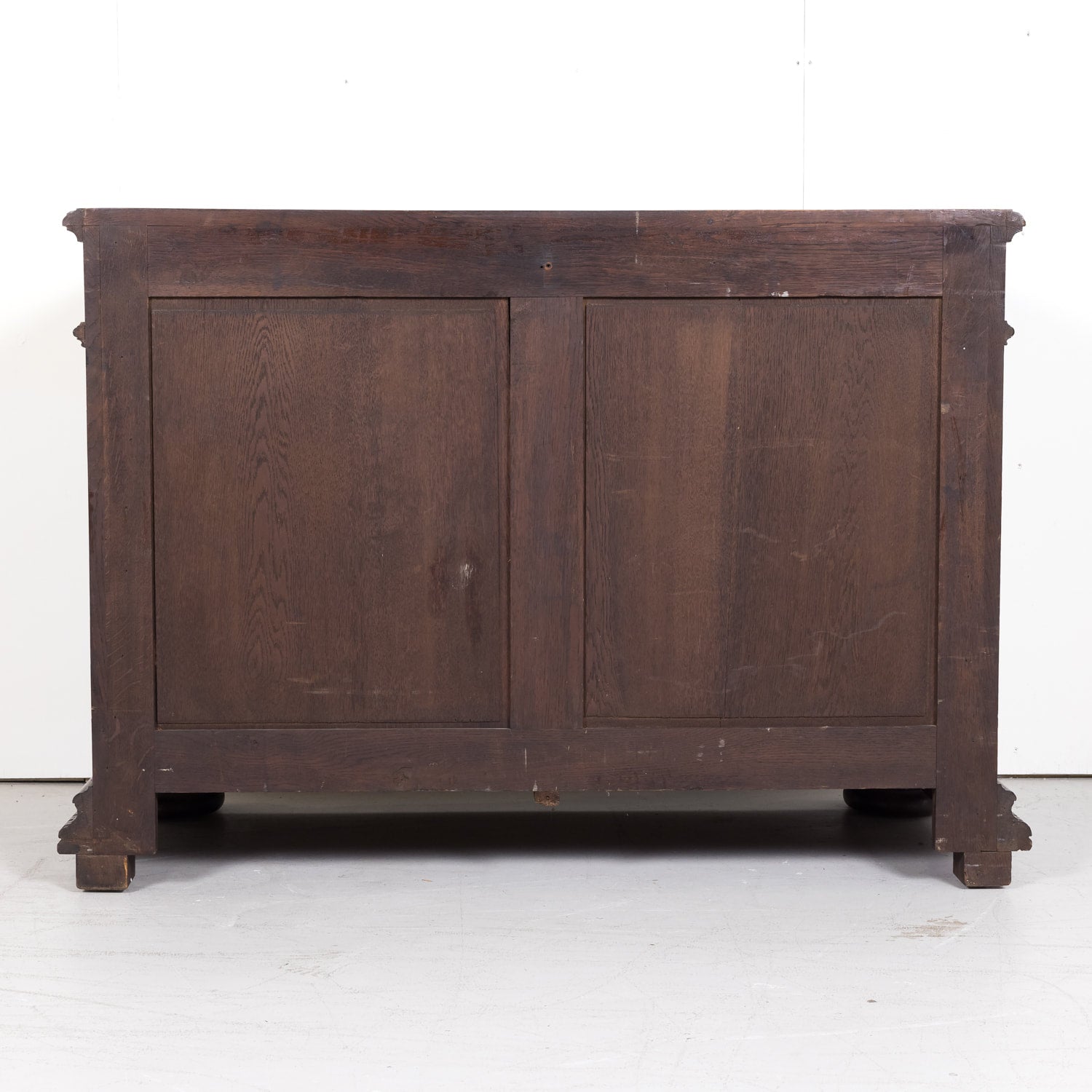 19th Century French Louis XIII Style Oak Buffet de Chasse or Hunting Buffet