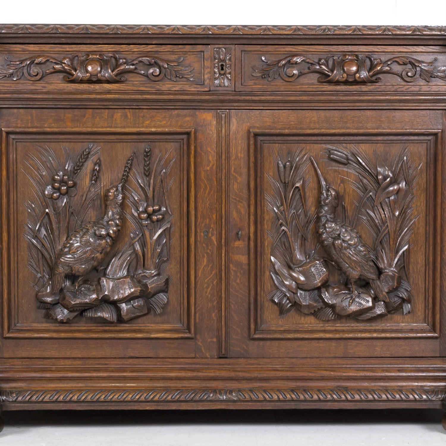 19th Century French Louis XIII Style Oak Buffet de Chasse or Hunting Buffet