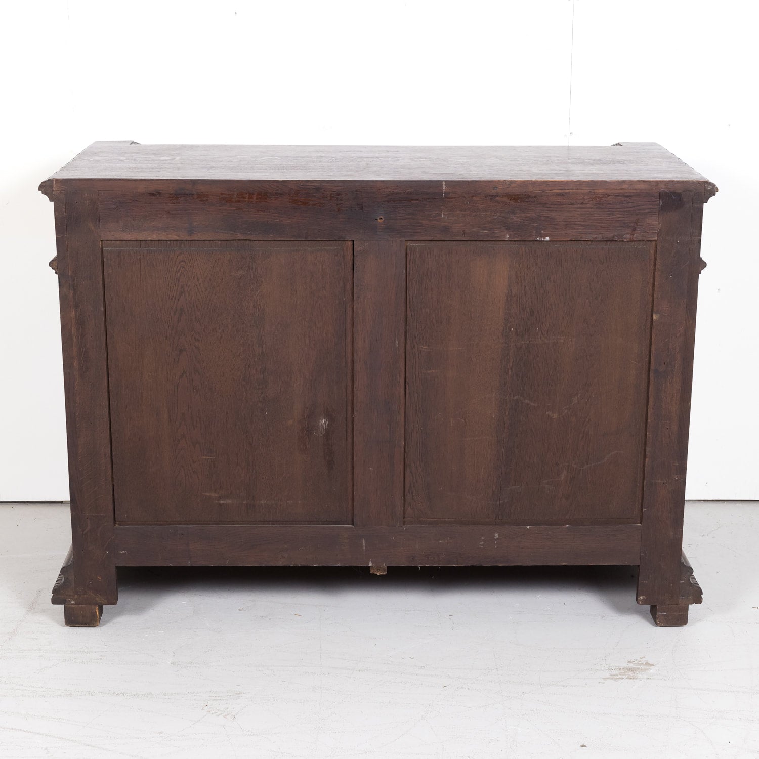 19th Century French Louis XIII Style Oak Buffet de Chasse or Hunting Buffet