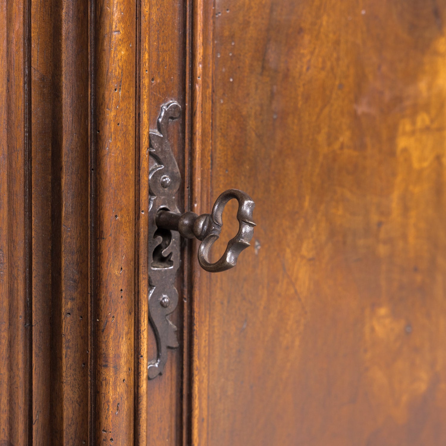 Fine 18th Century French Period Louis XIV Walnut Lyonnaise Buffet