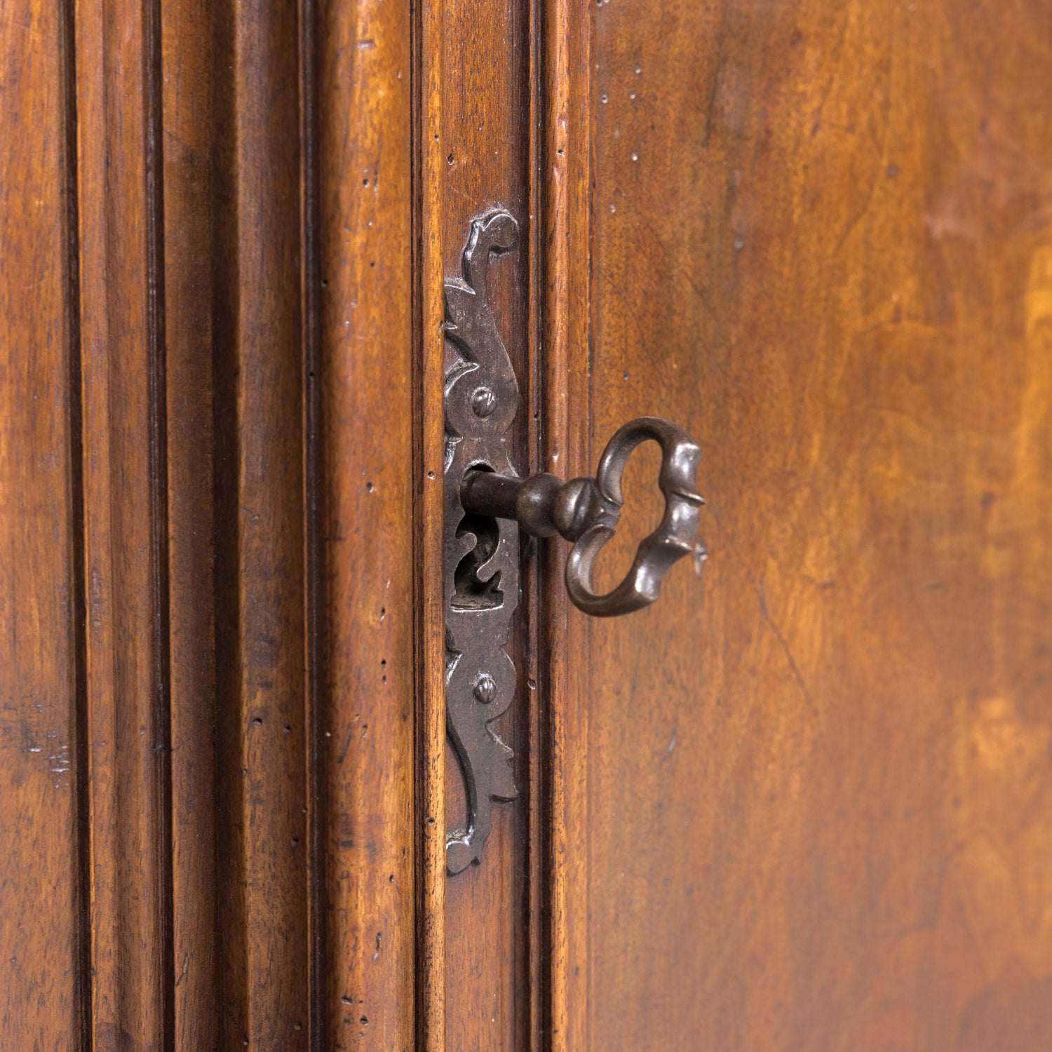 Fine 18th Century French Period Louis XIV Walnut Lyonnaise Buffet