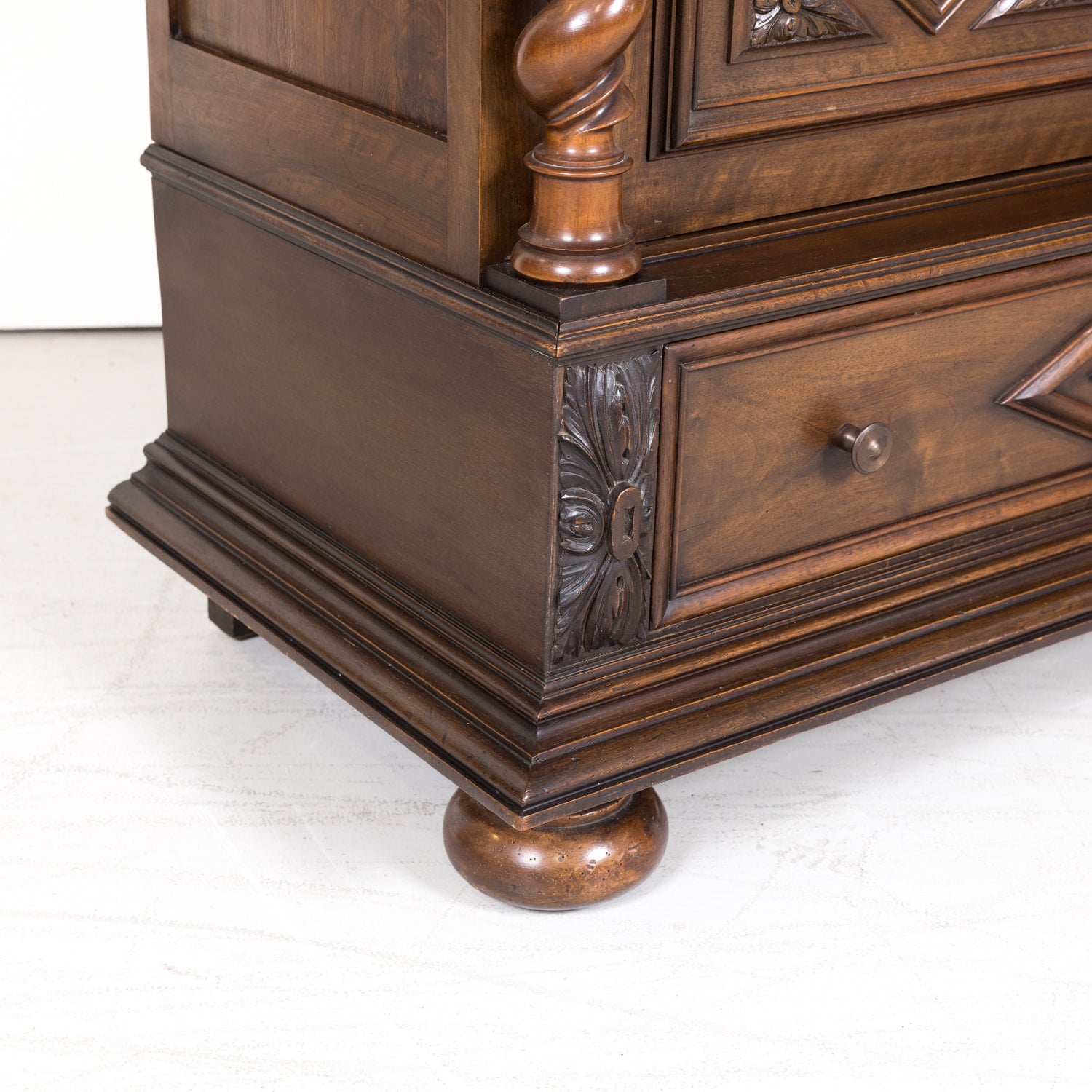 19th Century French Louis XIII Style Barley Twist Bibliotheque or Bookcase with Drawer