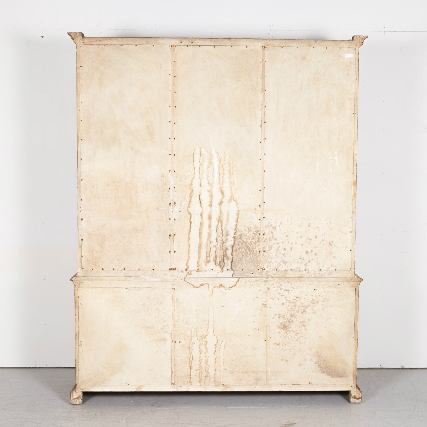 Mid-20th Century French Louis XIV Style Red Lacquer Chinoiserie Buffet Deux Corps