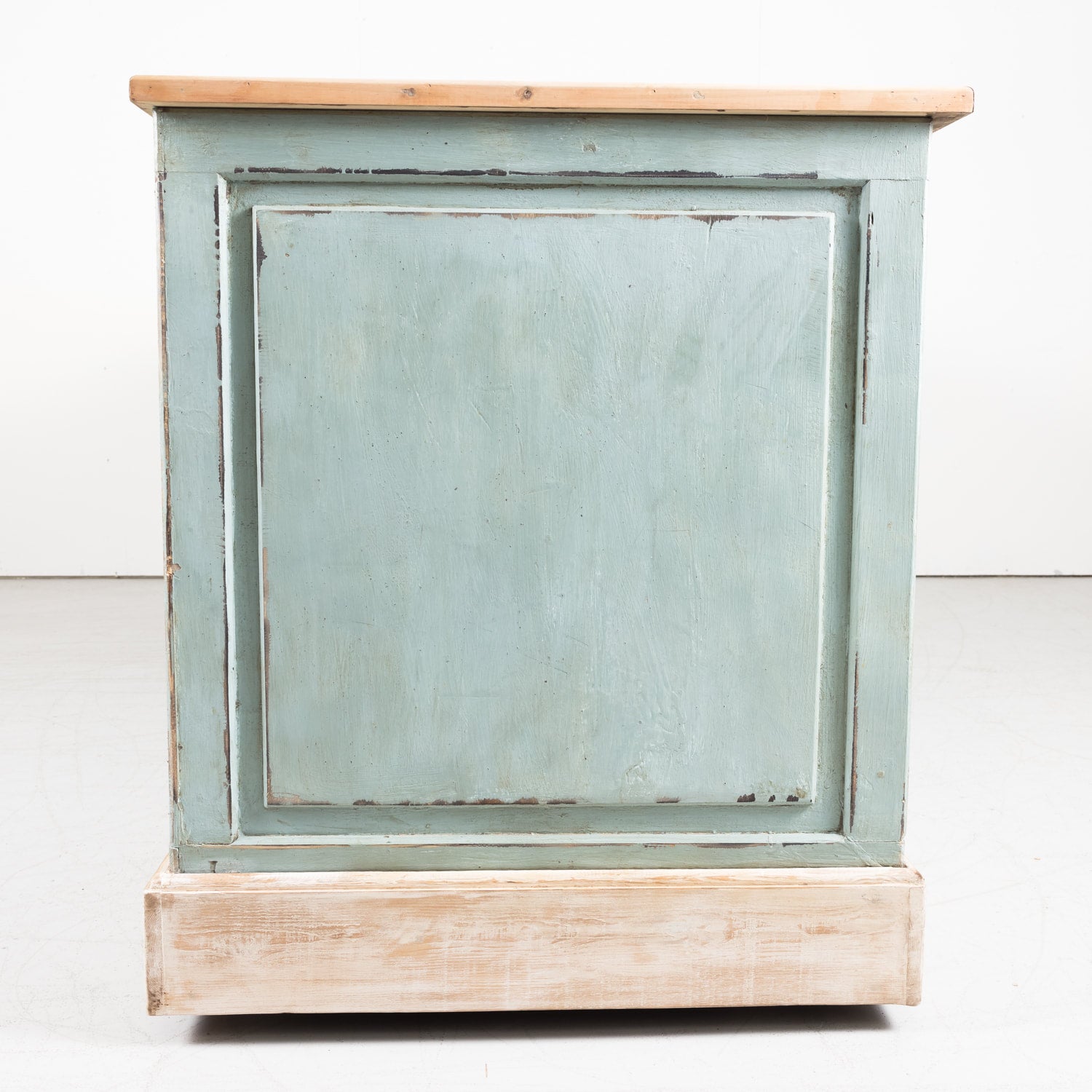 French Placard Island with Four Sliding Doors from South of France