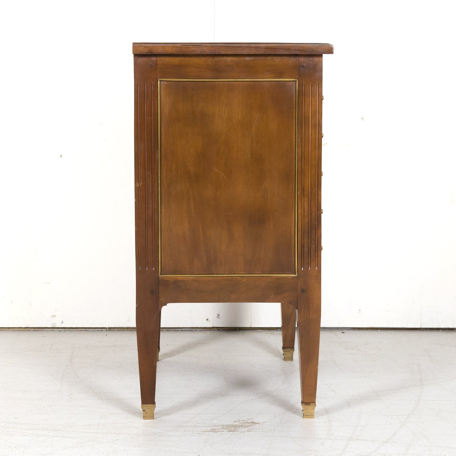 Early 20th Century French Louis XVI Style Petite Five Drawer Walnut Commode