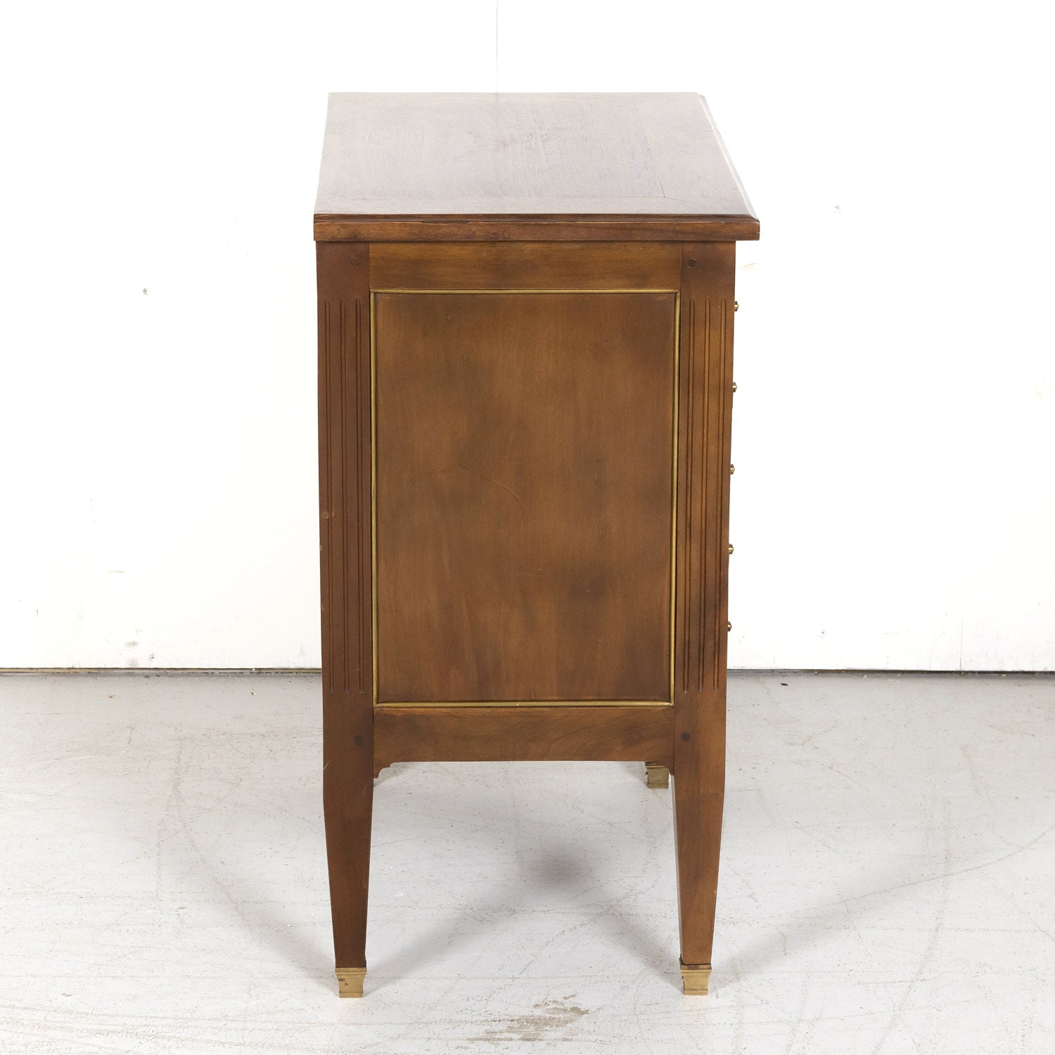Early 20th Century French Louis XVI Style Petite Five Drawer Walnut Commode