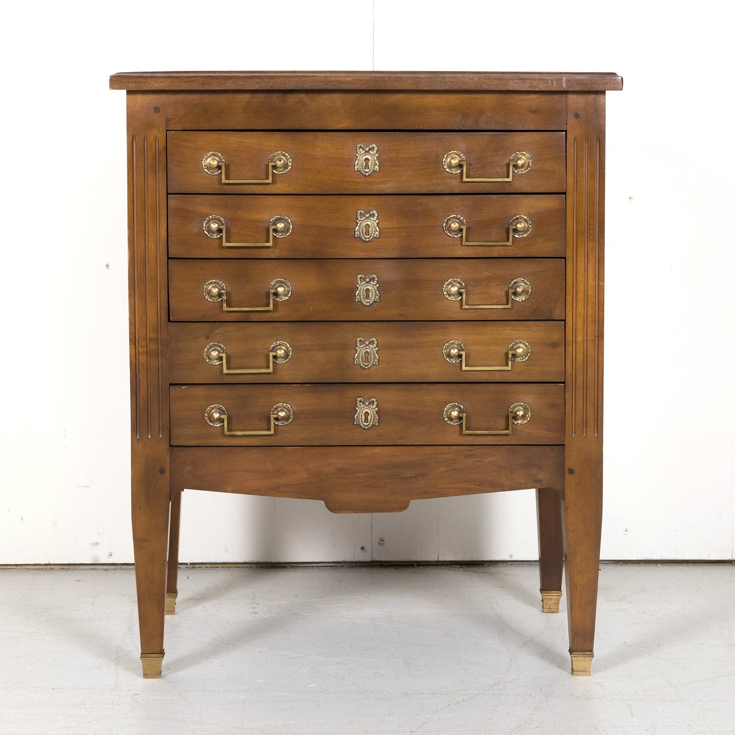 Early 20th Century French Louis XVI Style Petite Five Drawer Walnut Commode