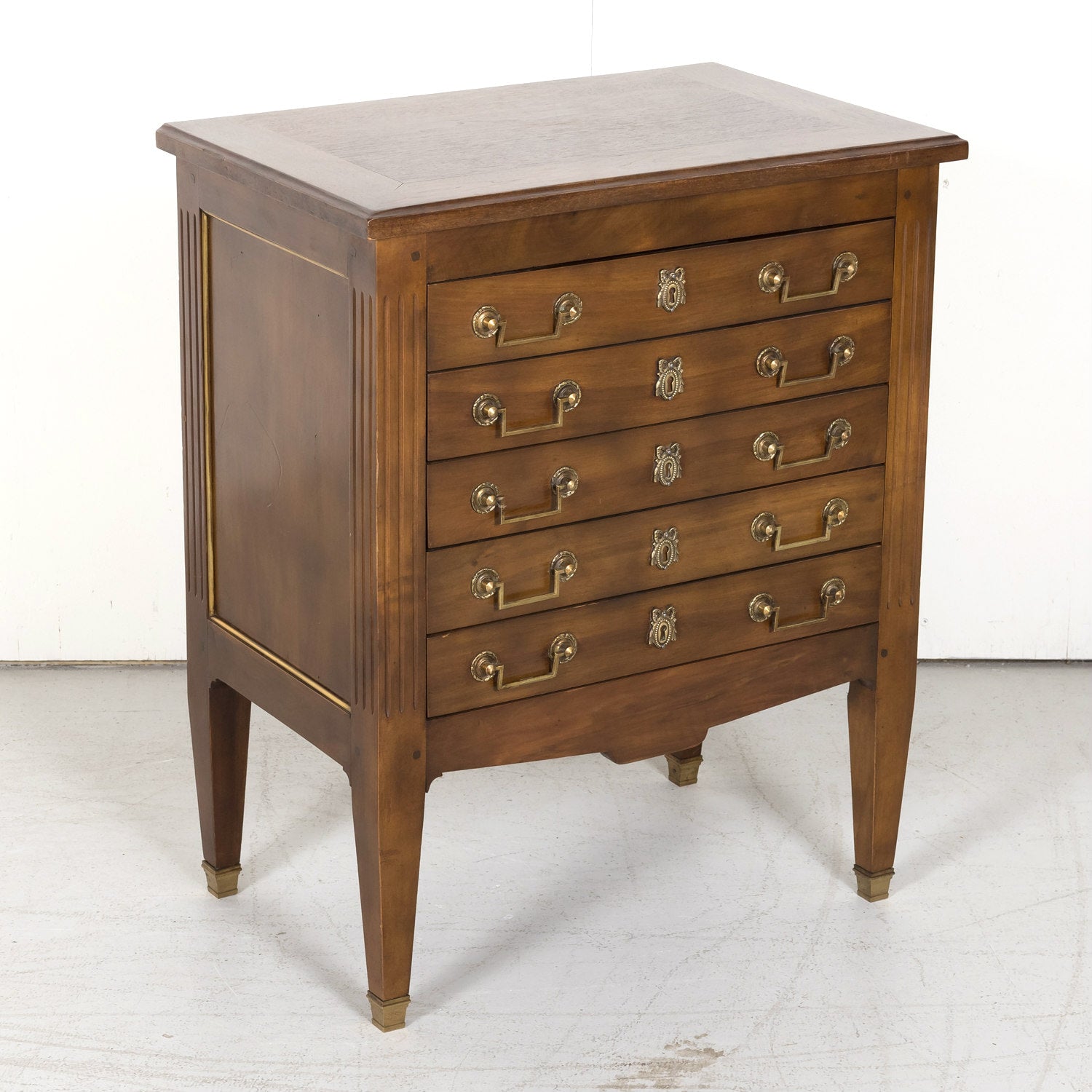 Early 20th Century French Louis XVI Style Petite Five Drawer Walnut Commode