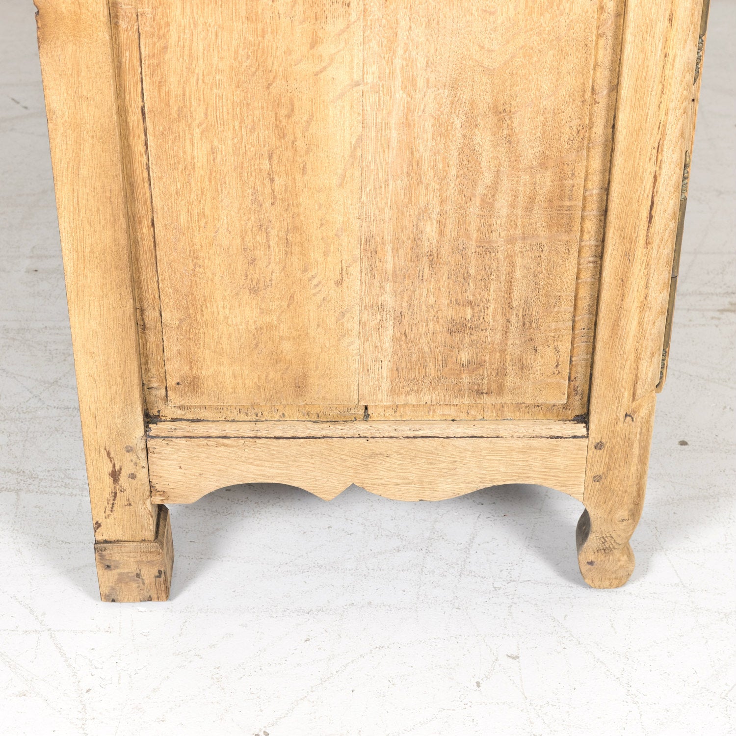 Late 18th Century Louis XV-Louis XVI Transition Period Bleached Oak Buffet Deux Corps