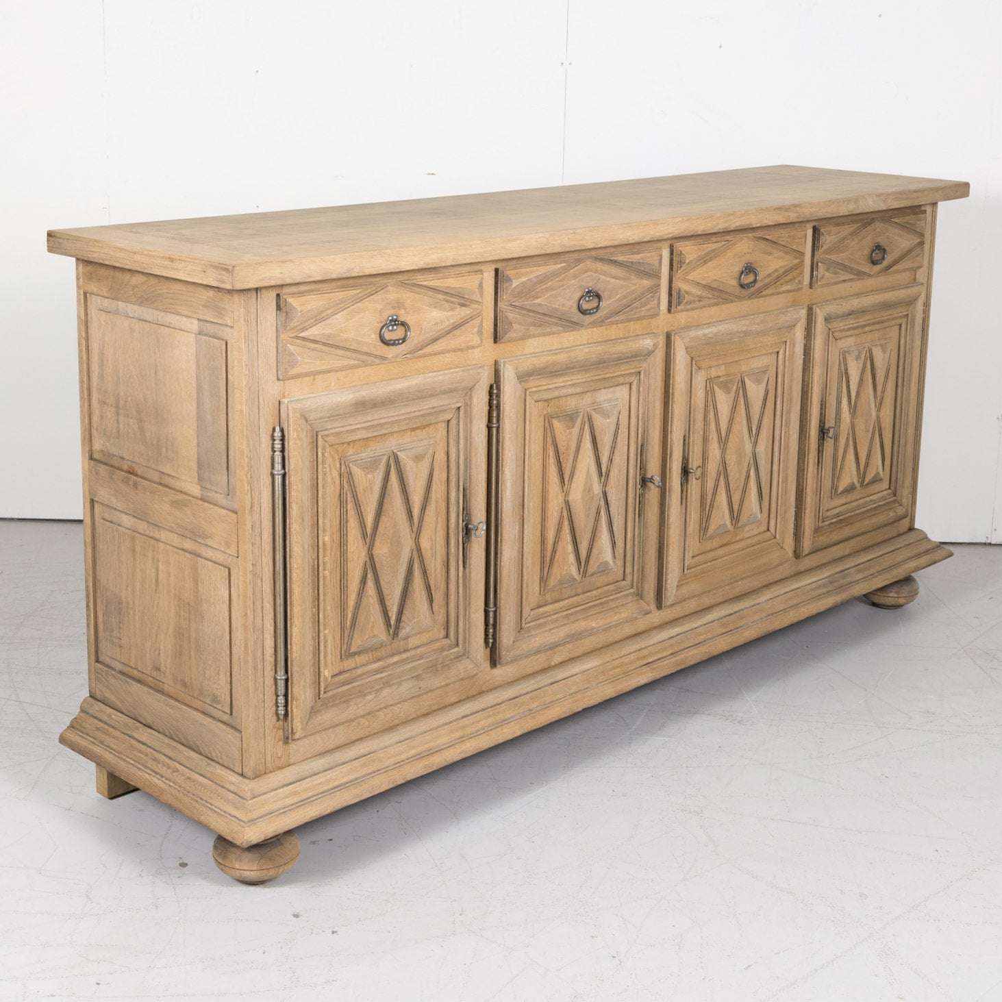 Early 20th Century French Louis XIII Bleached Oak Enfilade Buffet