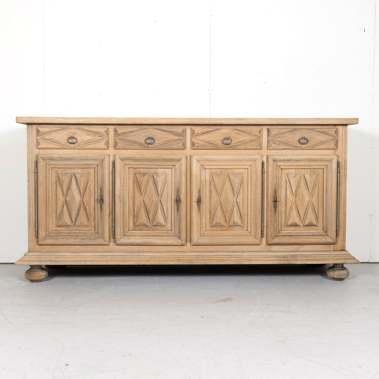 Early 20th Century French Louis XIII Bleached Oak Enfilade Buffet