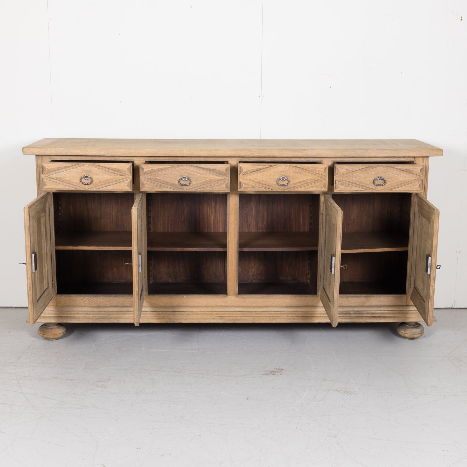 Early 20th Century French Louis XIII Bleached Oak Enfilade Buffet