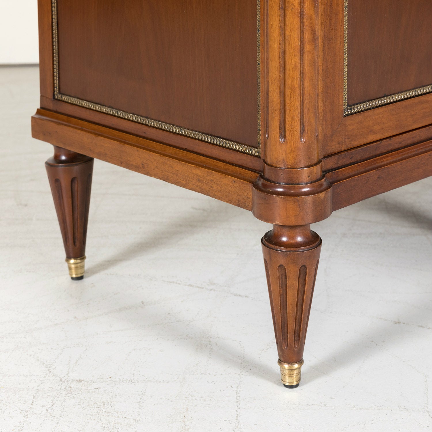 Early 20th Century French Louis XVI Style Mahogany Enfilade Buffet with White Carrara Marble Top