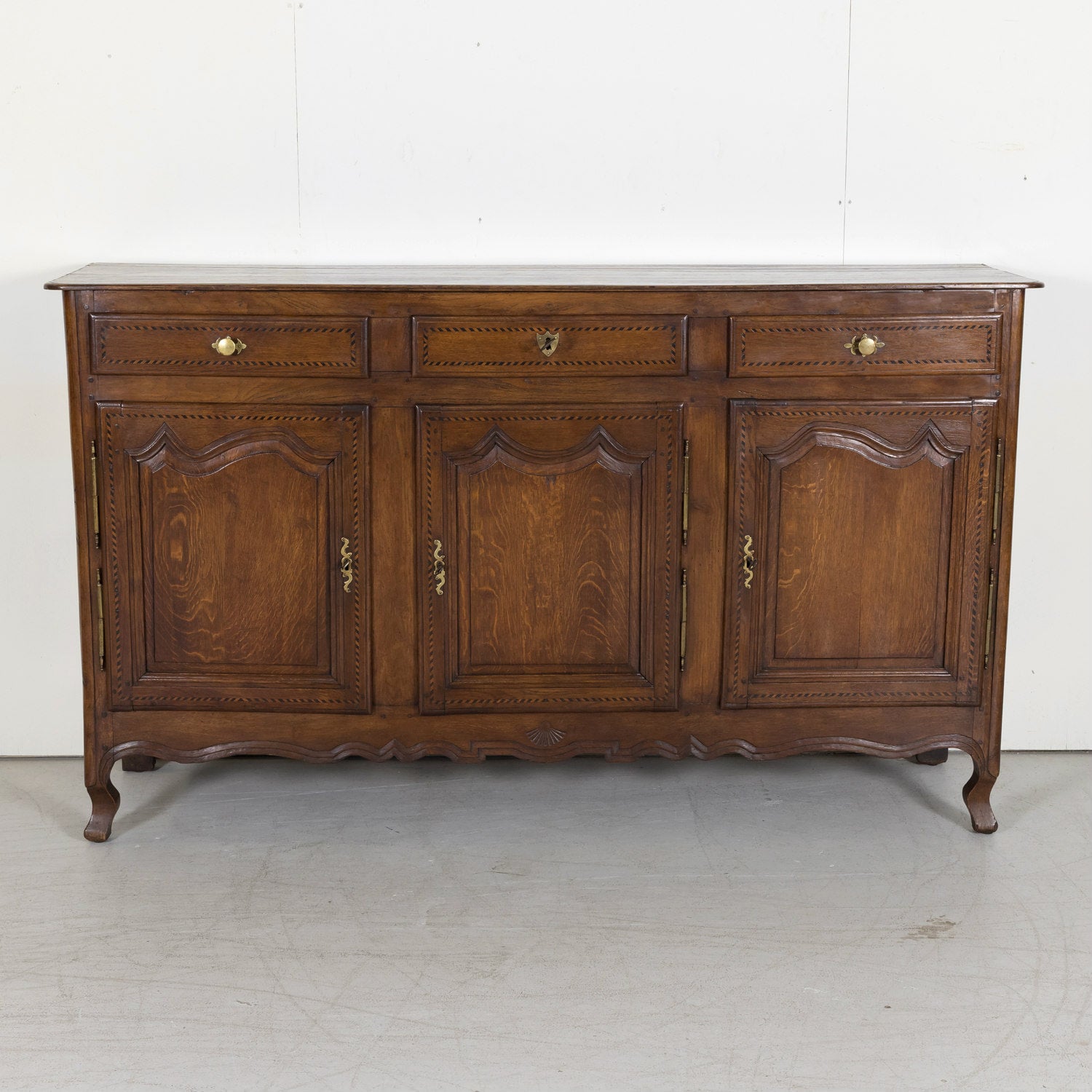 19th Century French Country Louis XV Style Oak Enfilade Buffet with Ebonized Marquetry