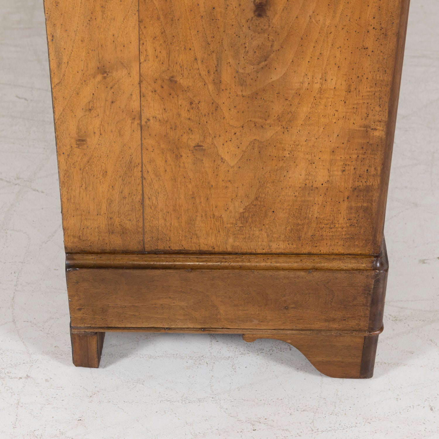Louis Philippe Enfilade Buffet made of Walnut with Doucine Drawers from Bordeaux France Circa Early 1800s