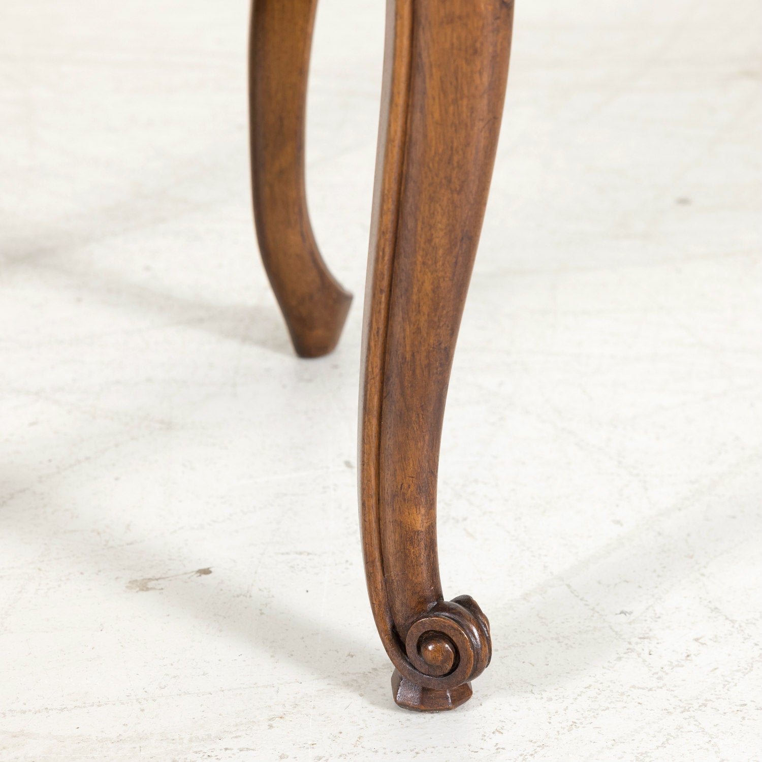 Set of 8 Early 20th Century French Louis XV Style Walnut and Leather Dining Side Chairs